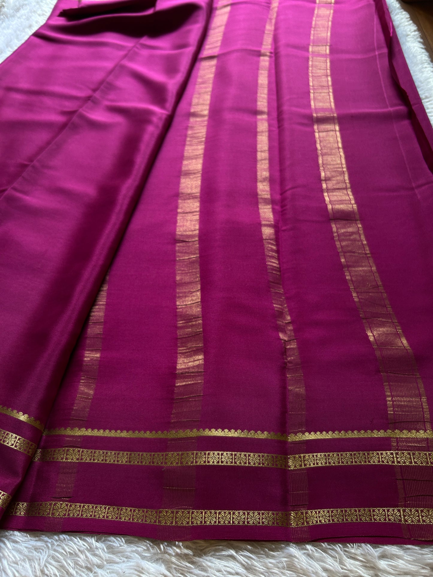 Gagana : Solid Deep magenta