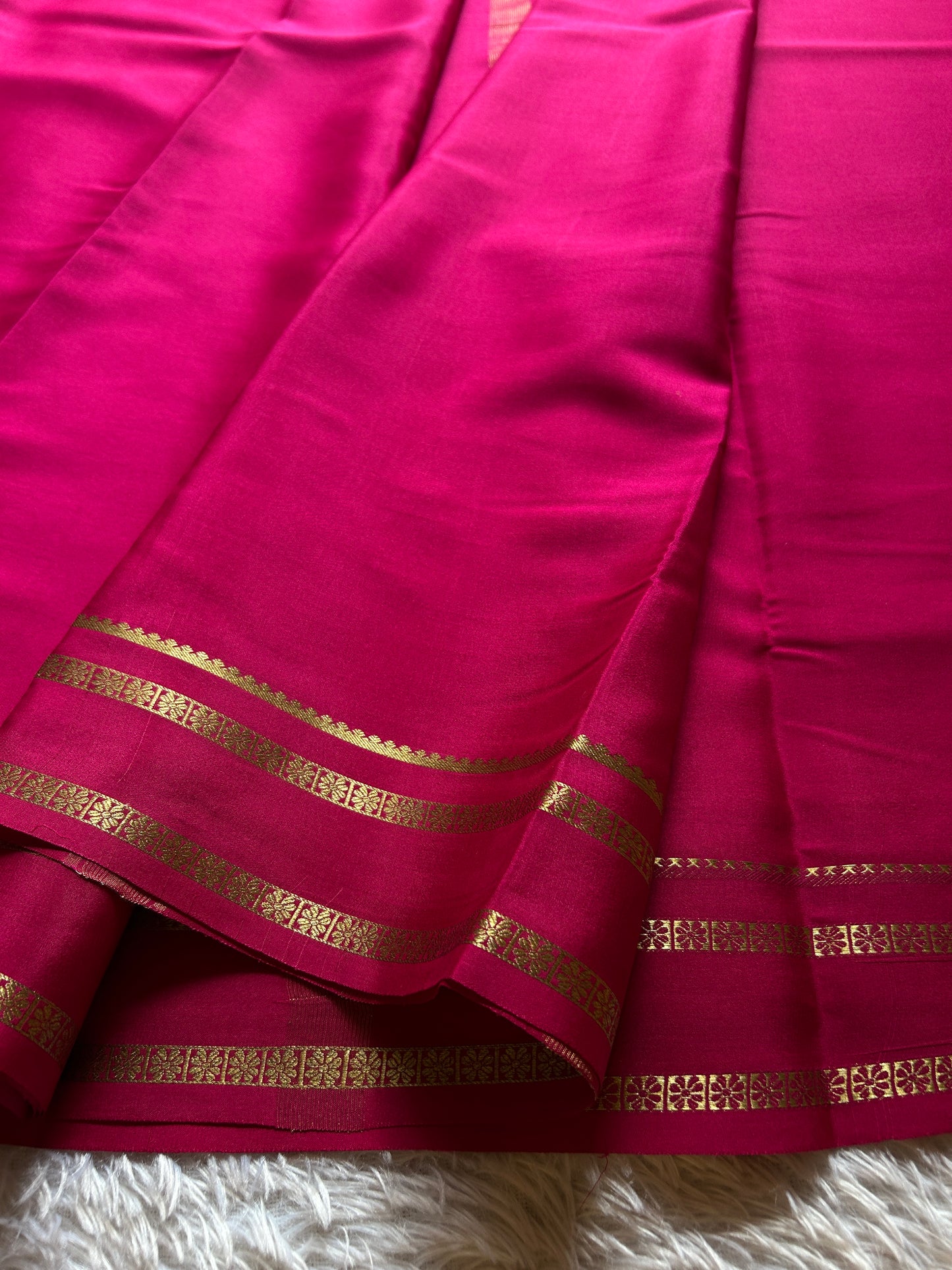 Gagana : Solid Rani pink
