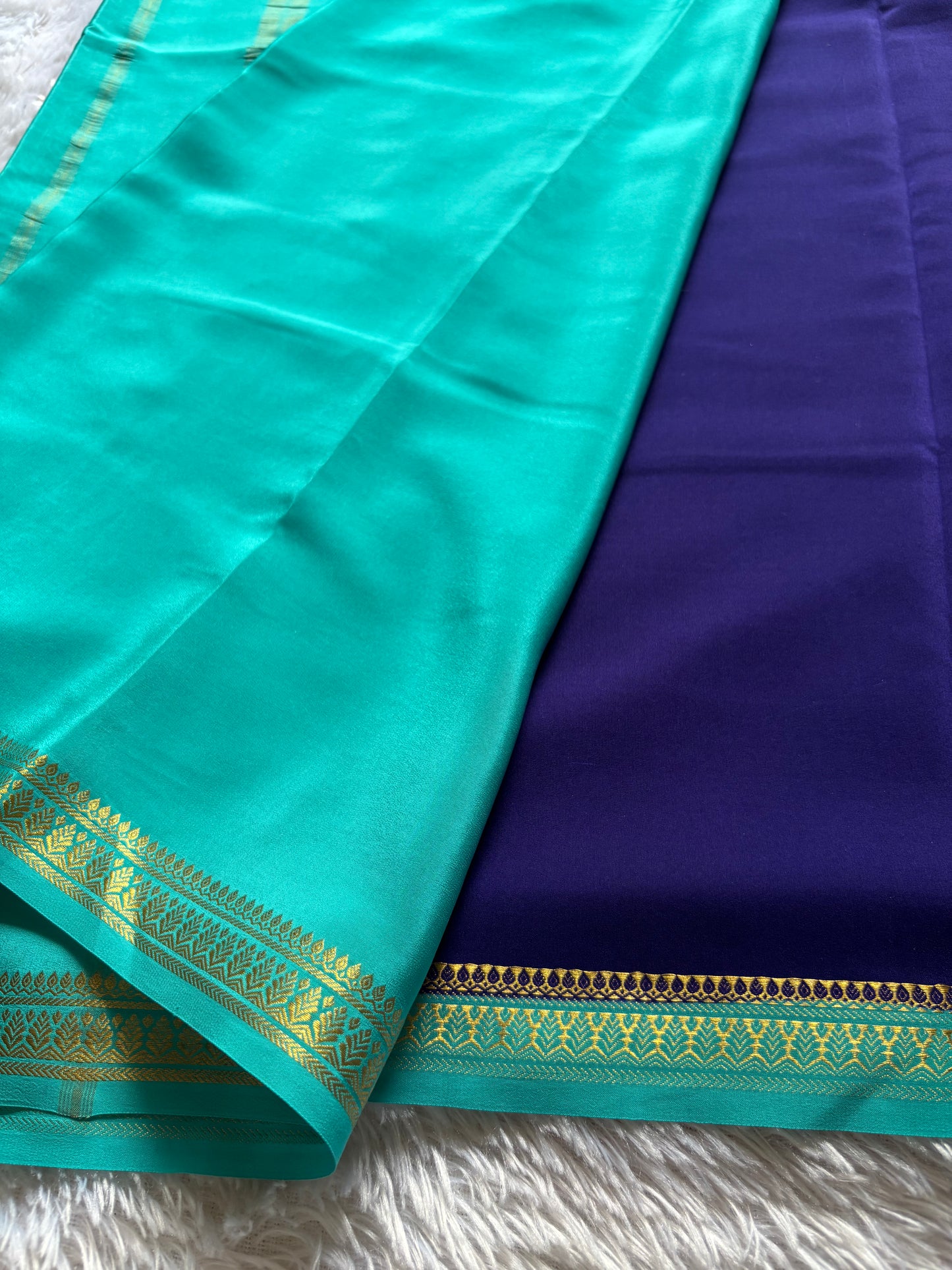 Jyothi (2D) : Dark blue-sea blue