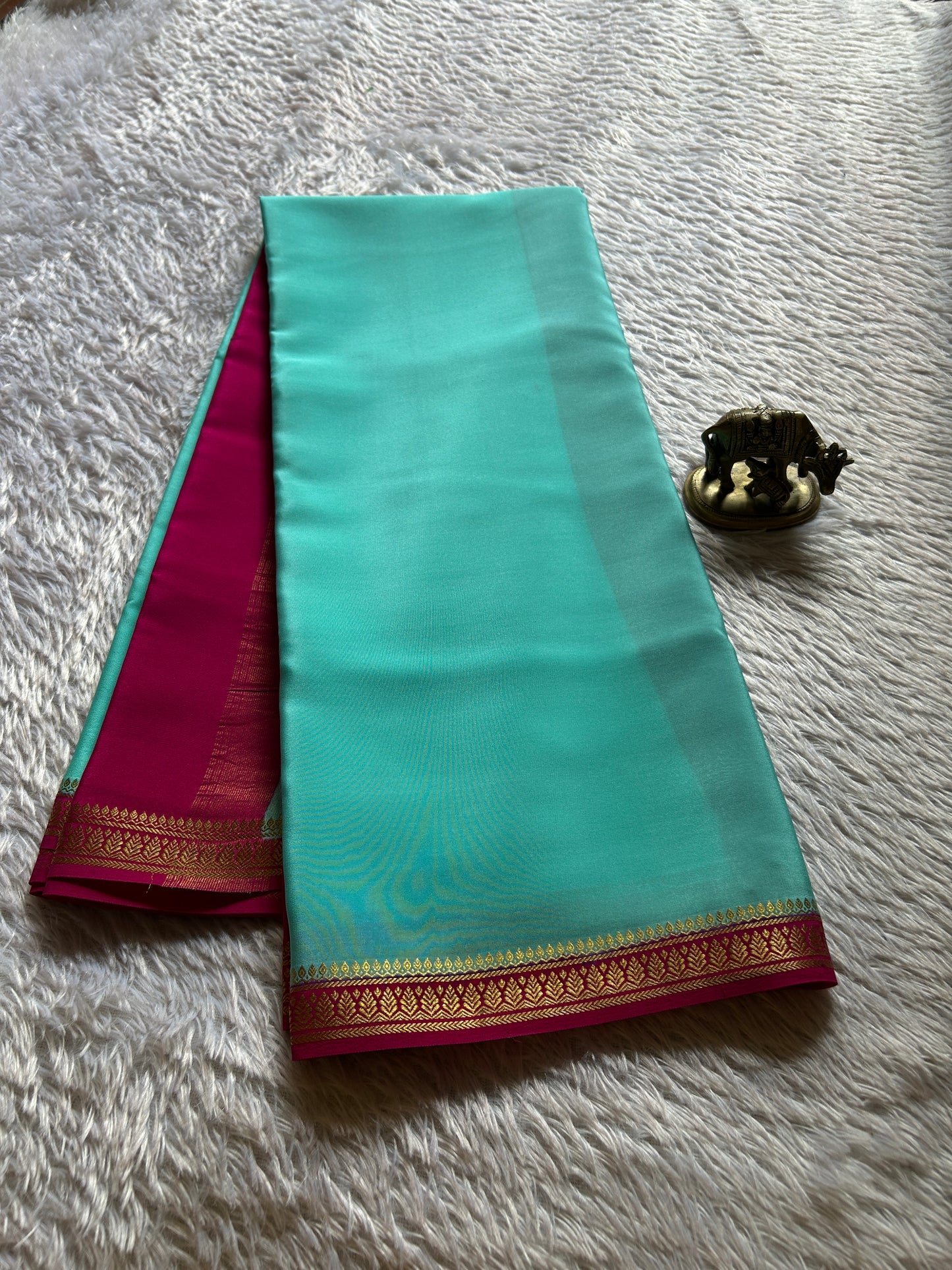Jyothi (2D) : Sea blue-rani pink