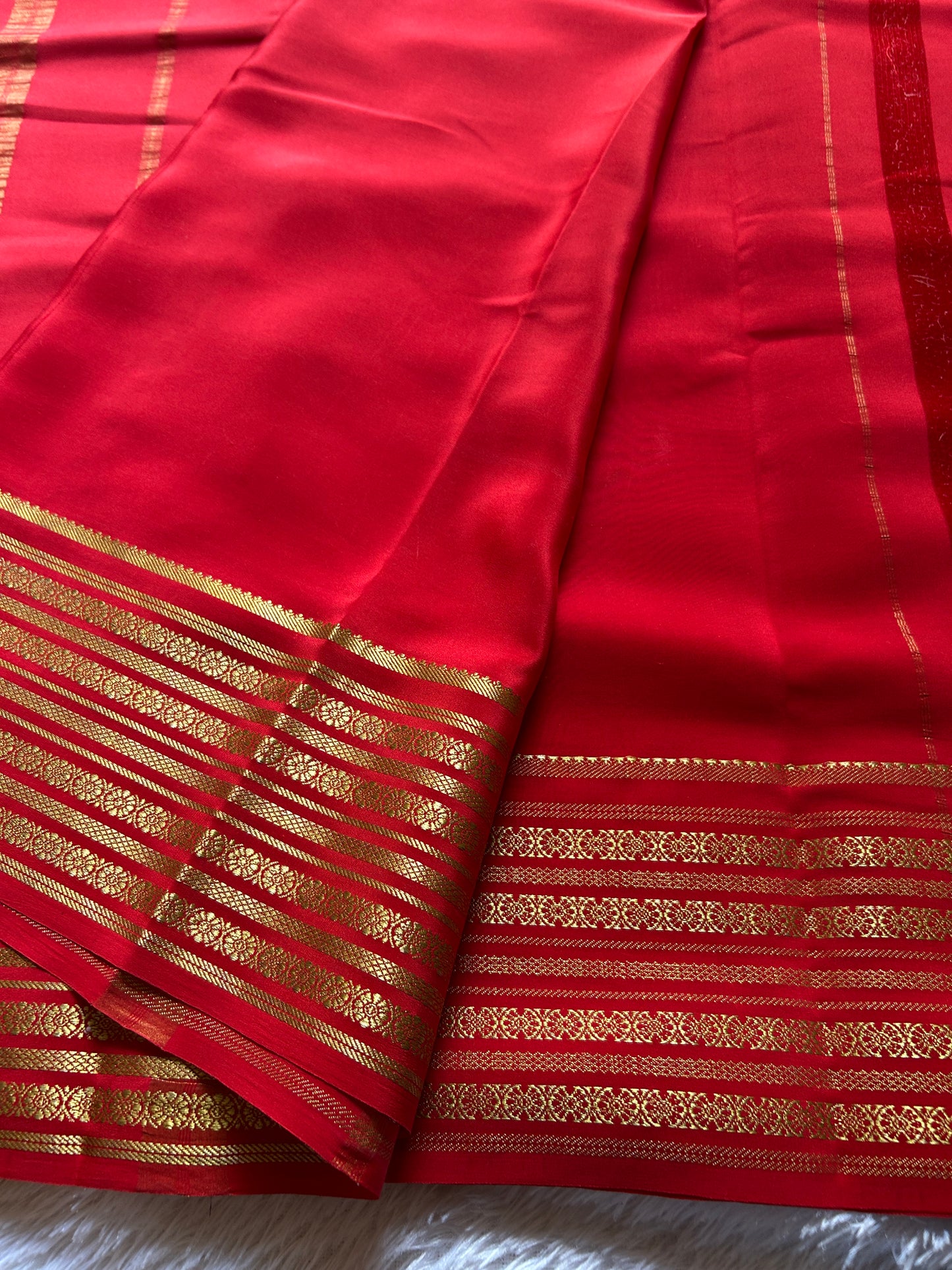 Parimala : Solid Red