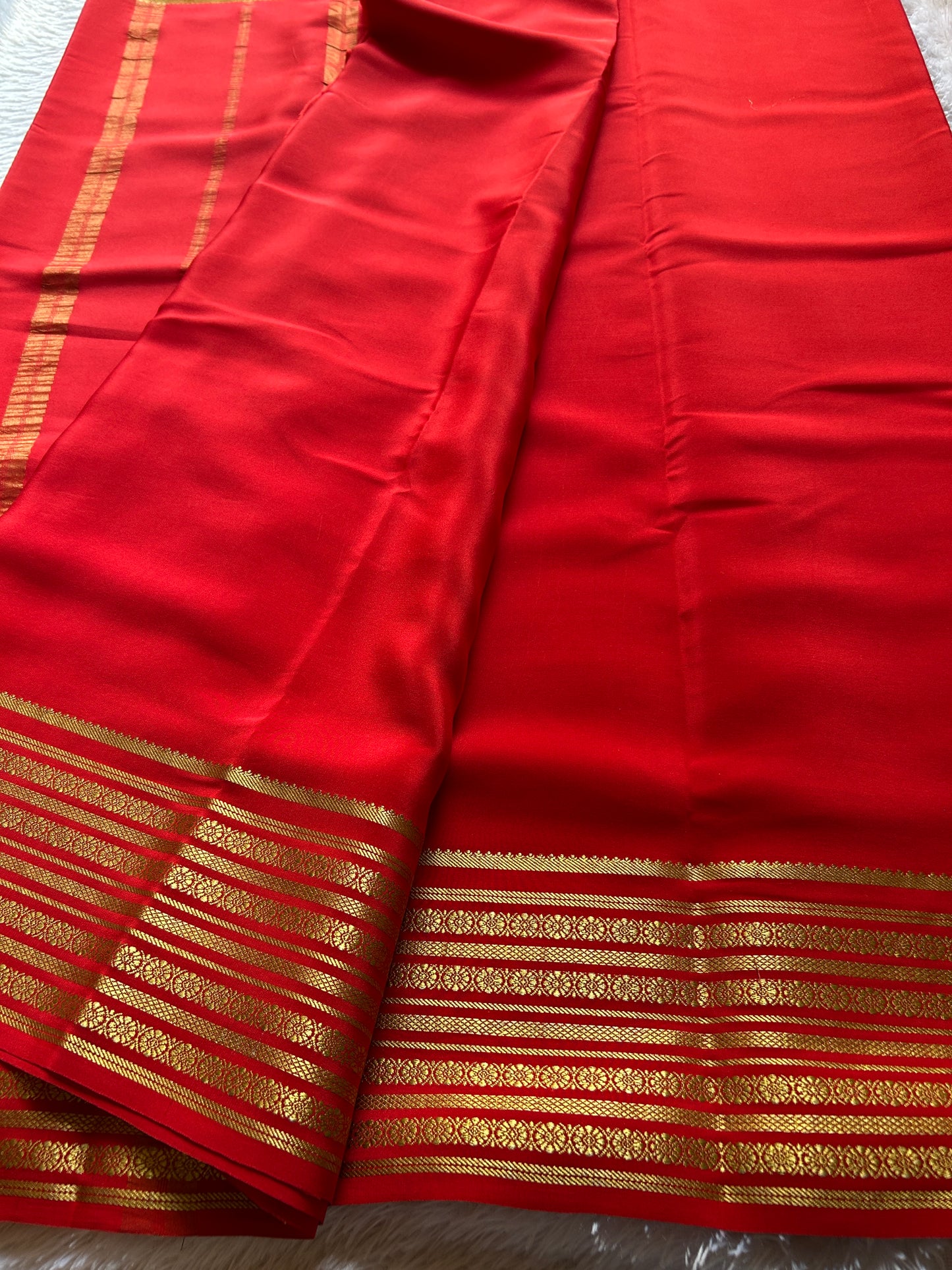 Parimala : Solid Red