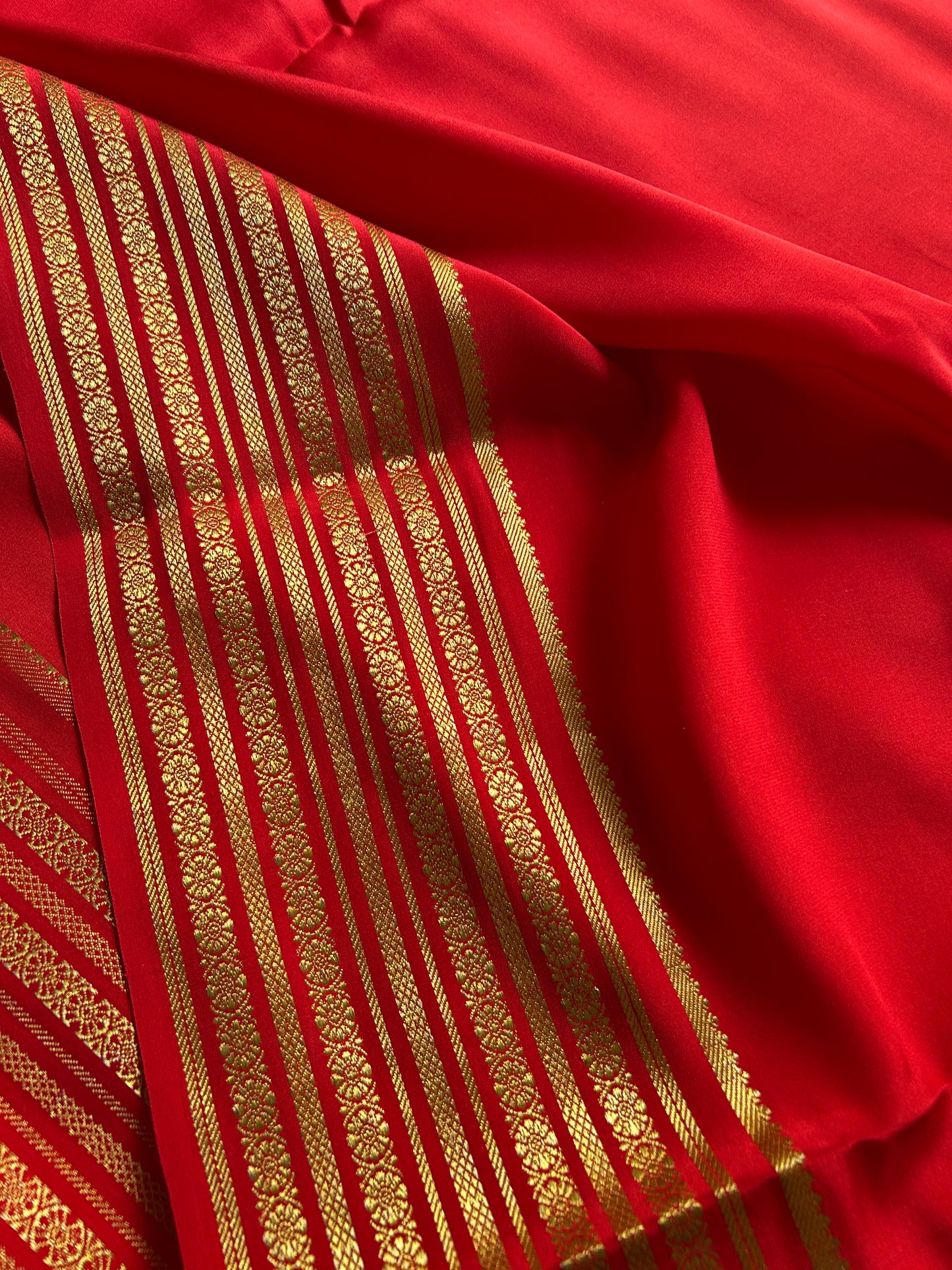 Parimala : Solid Red