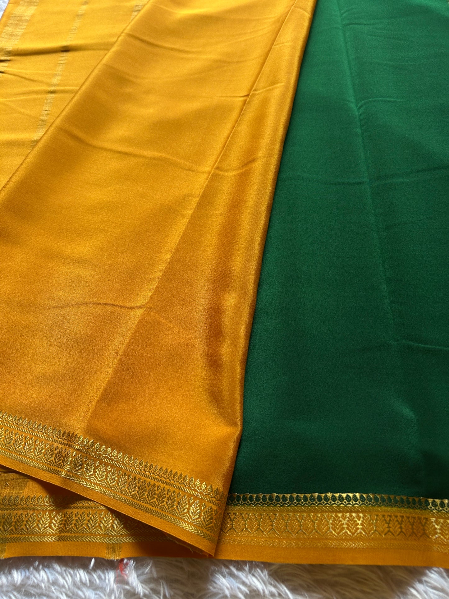 Jyothi (2D) : Bottle green-golden yellow