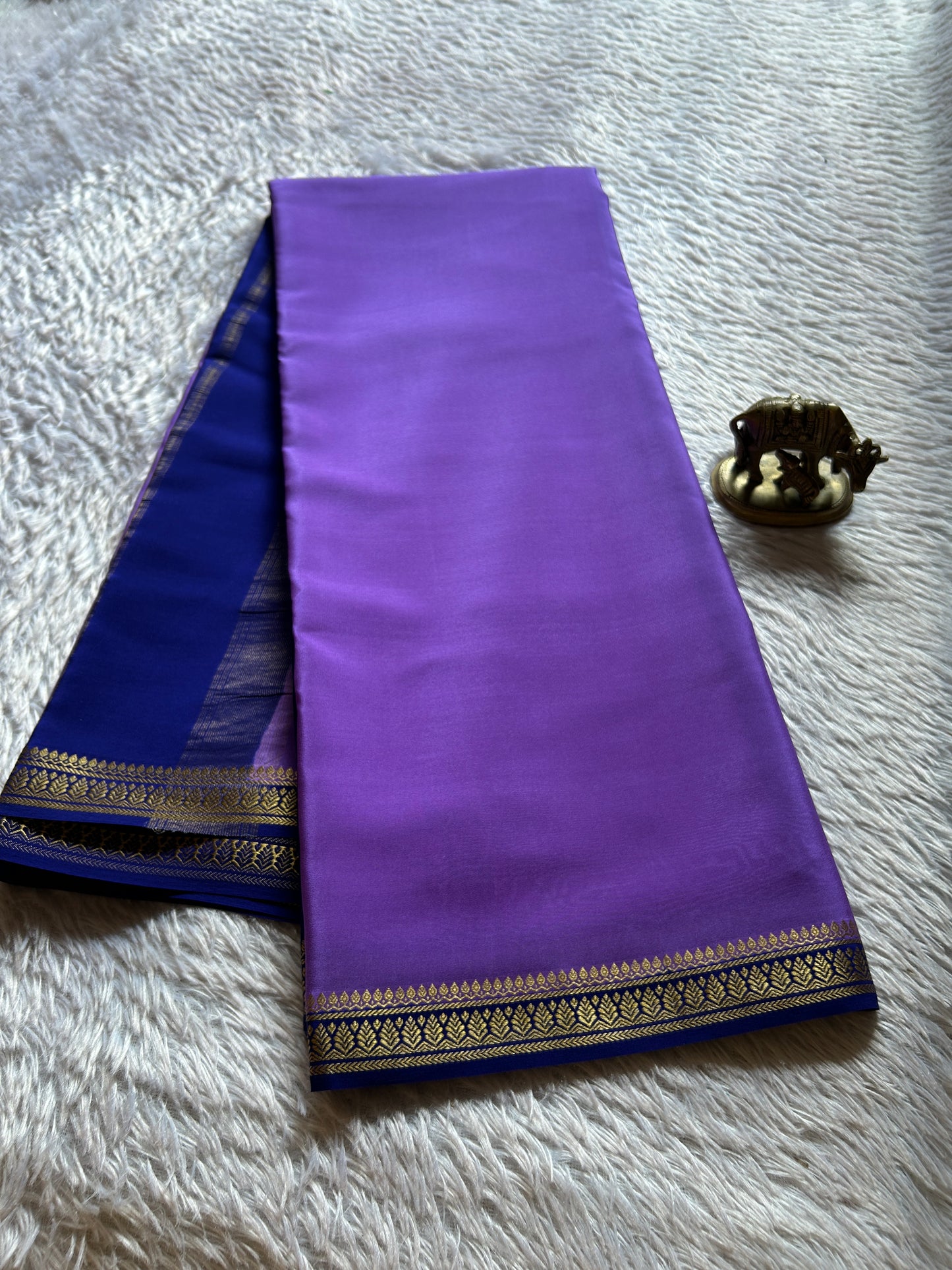 Jyothi (2D) : Dark lavender-navy blue