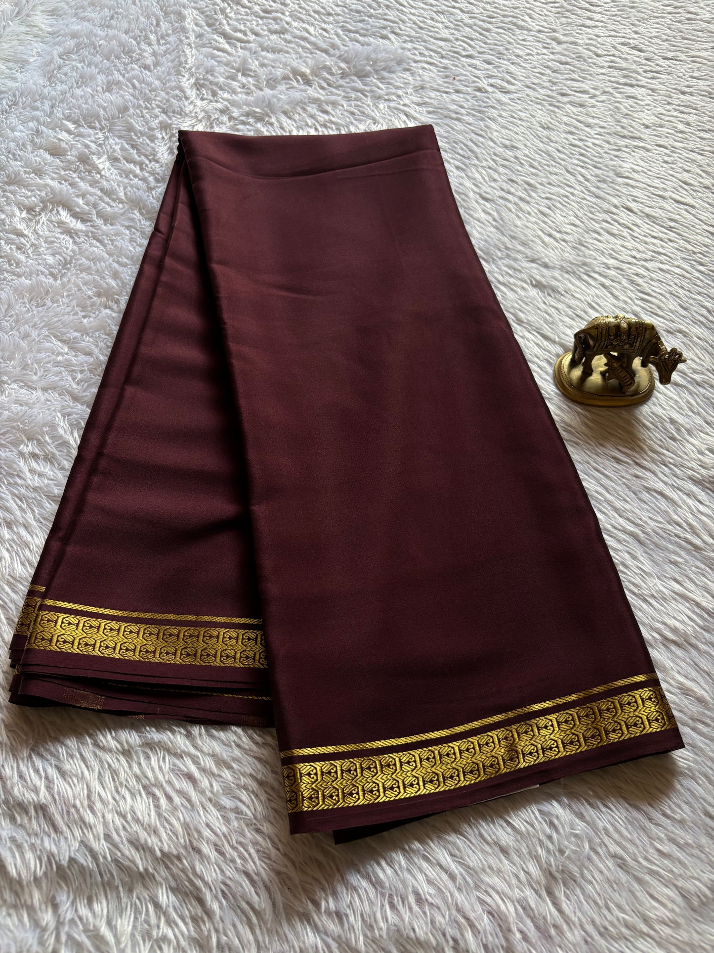 Nanditha : Solid Chocolate brown