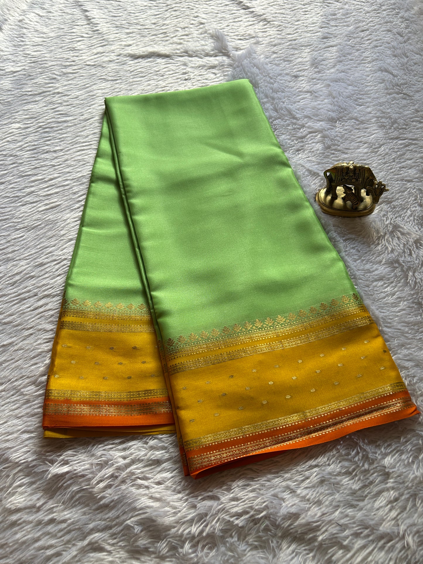 Drishti (3D) : Pista green-yellow-orange