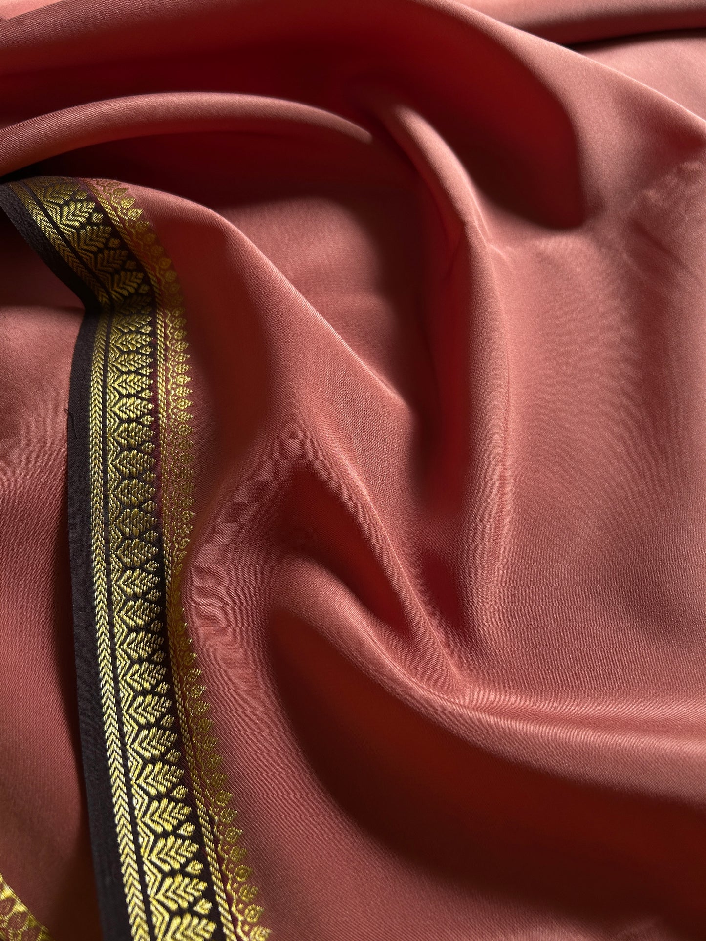 Jyothi (2D) : Dusty rose-brown