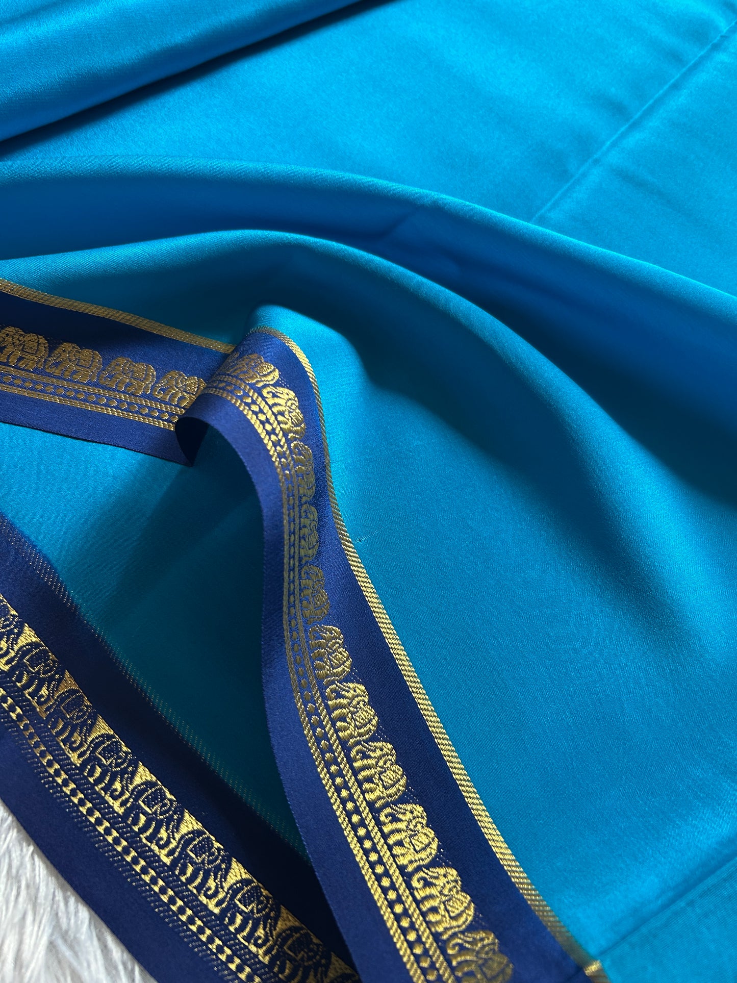 Gowri (2D) : Ananda blue-navy blue