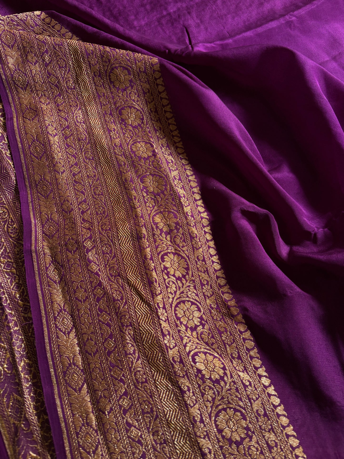 Nadhiya : Solid Purple