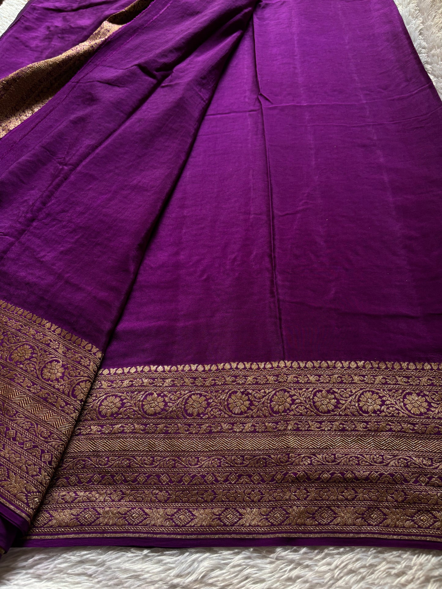 Nadhiya : Solid Purple