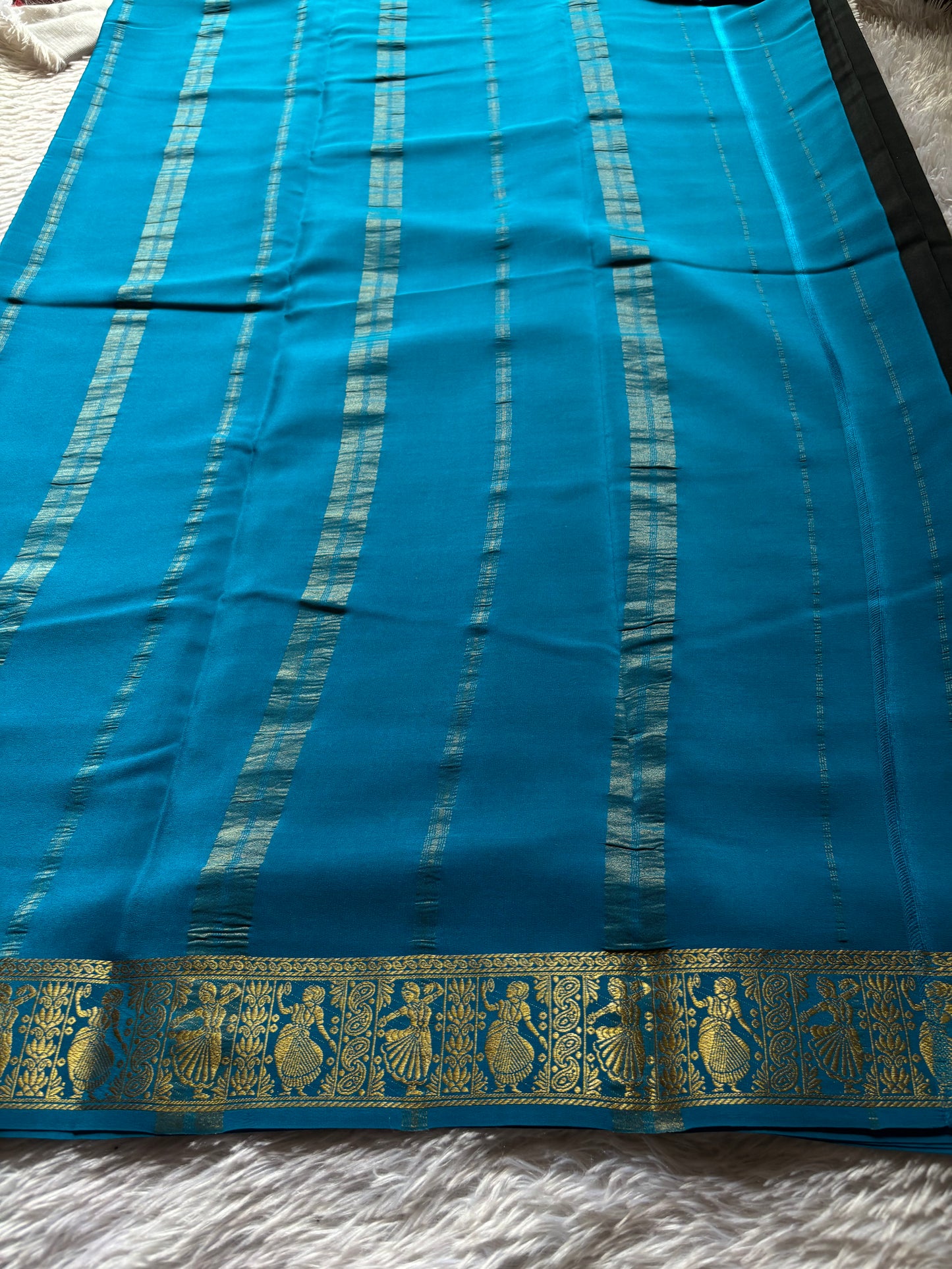 Nartaki (2D) : Black-ananda blue