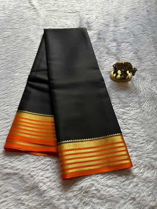Nayana (2D) : Black-orange
