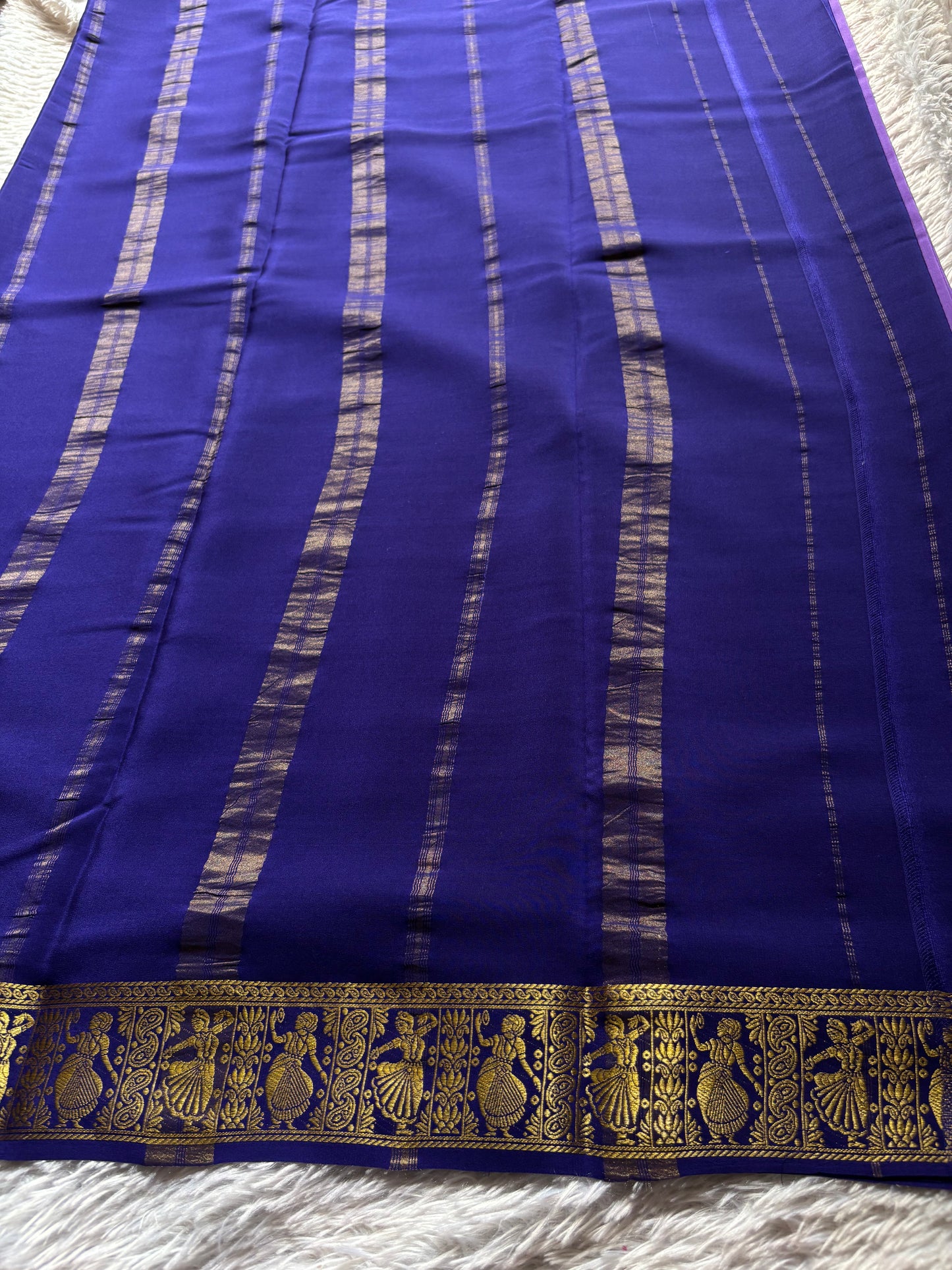 Nartaki (2D) : Dark lavender-navy blue
