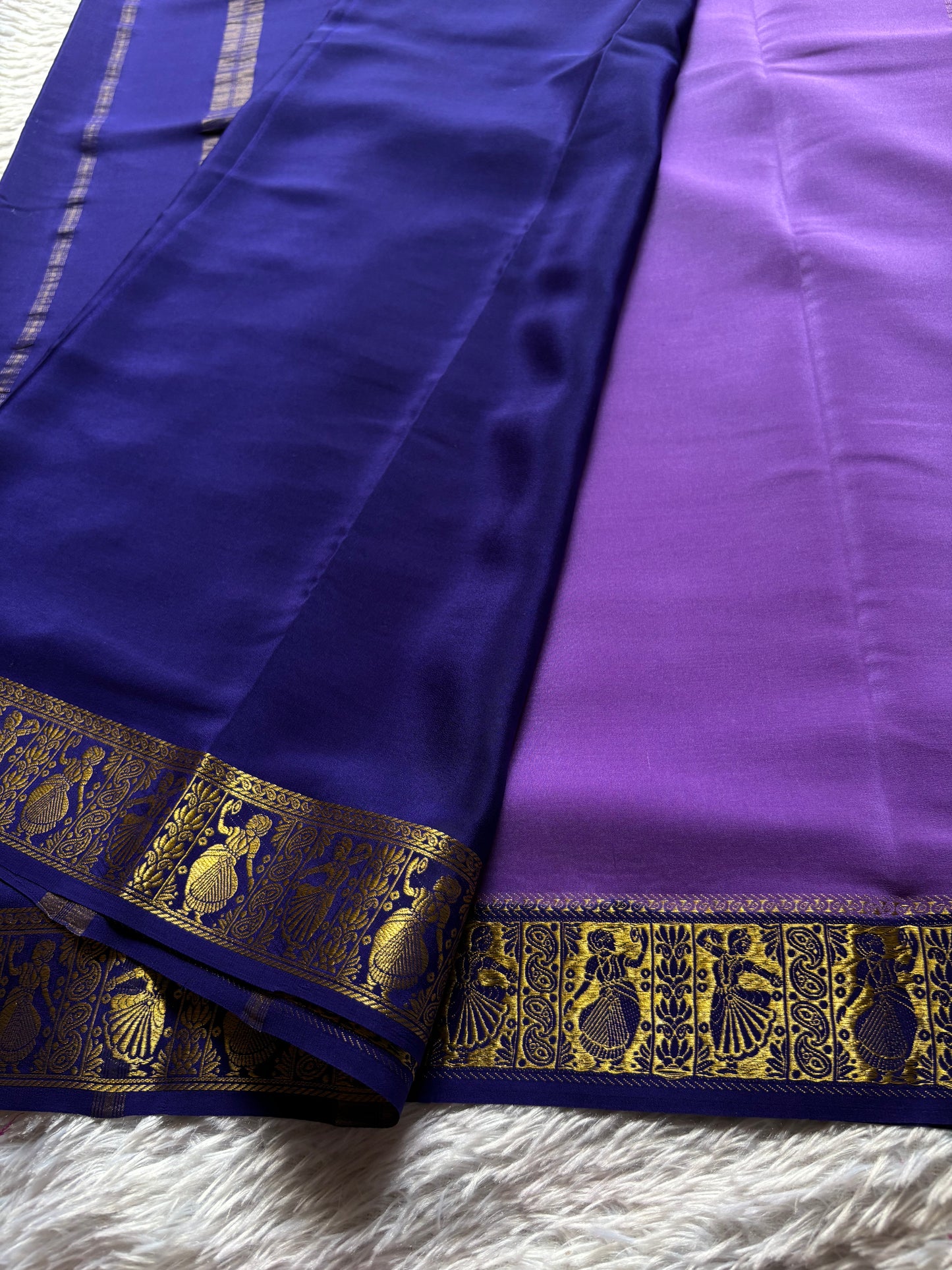 Nartaki (2D) : Dark lavender-navy blue