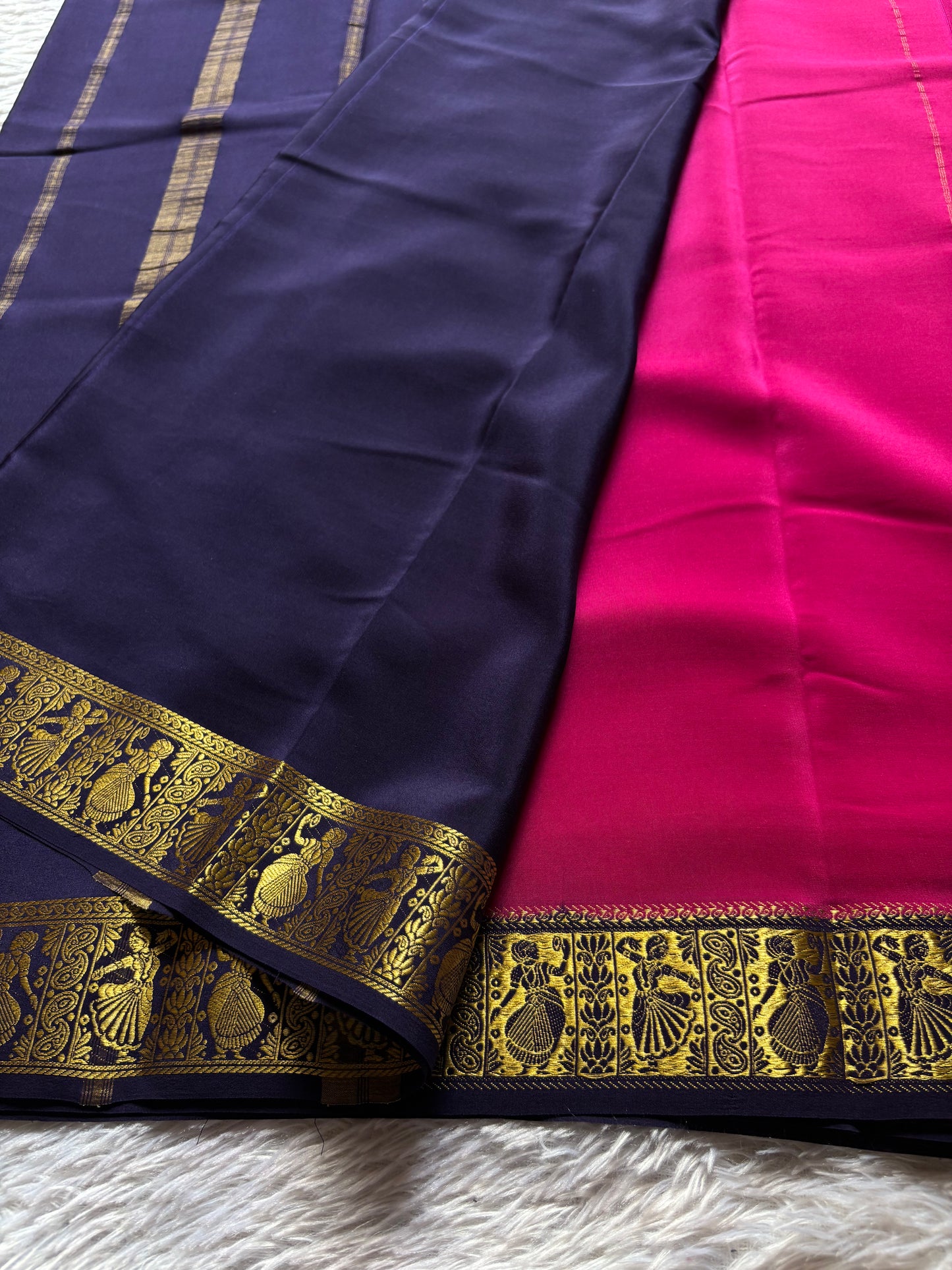 Nartaki (2D) : Rani pink-deep blue