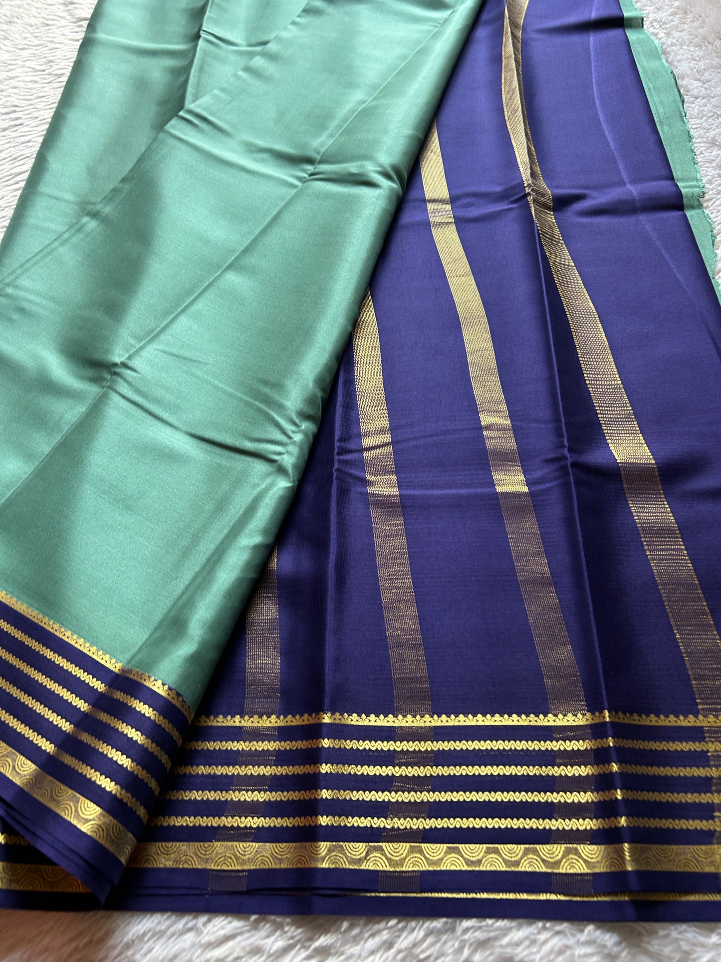 Rashmi (2D) : Mint blue-navy blue