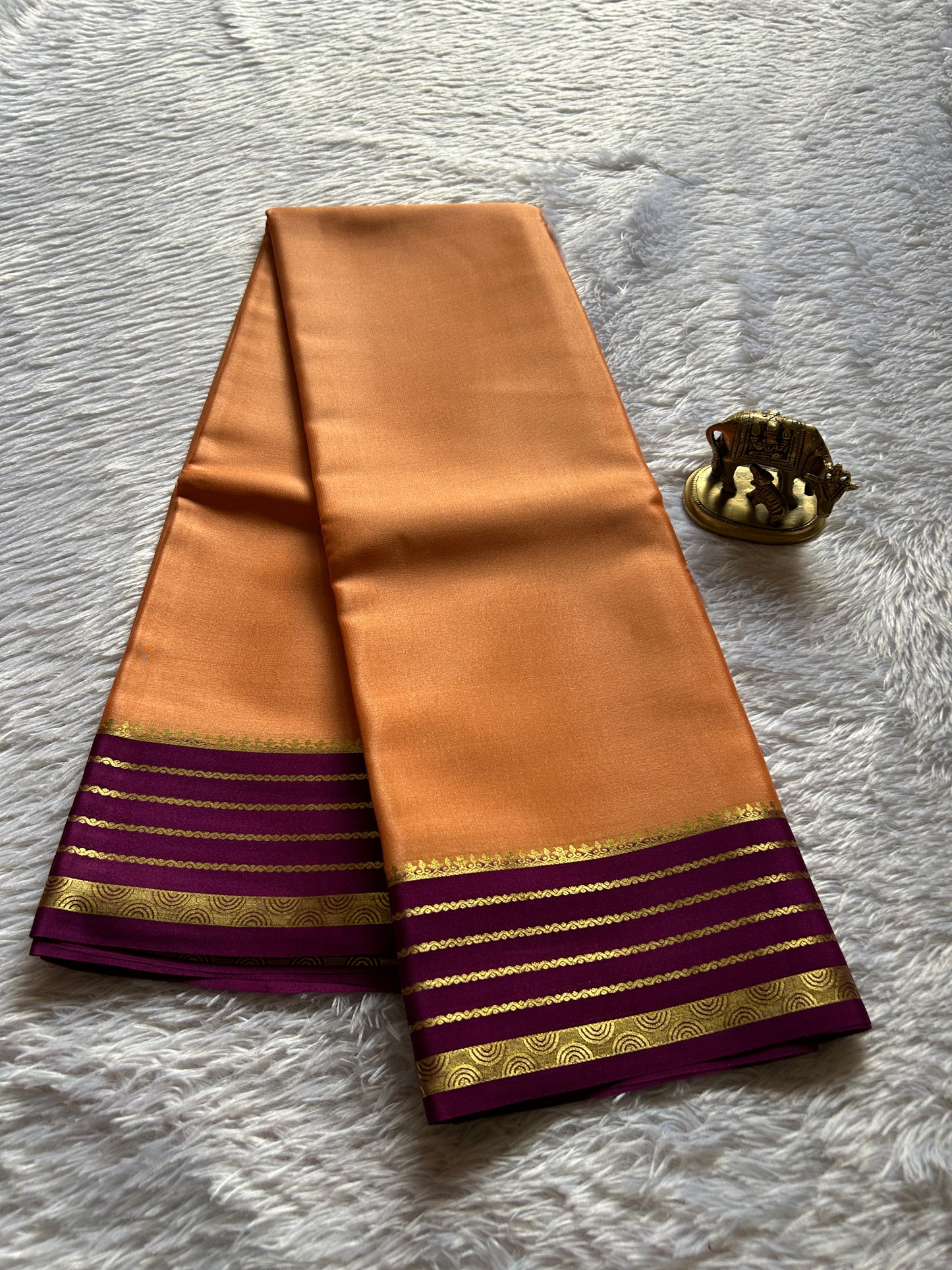 Rashmi (2D) : Bronze-magenta