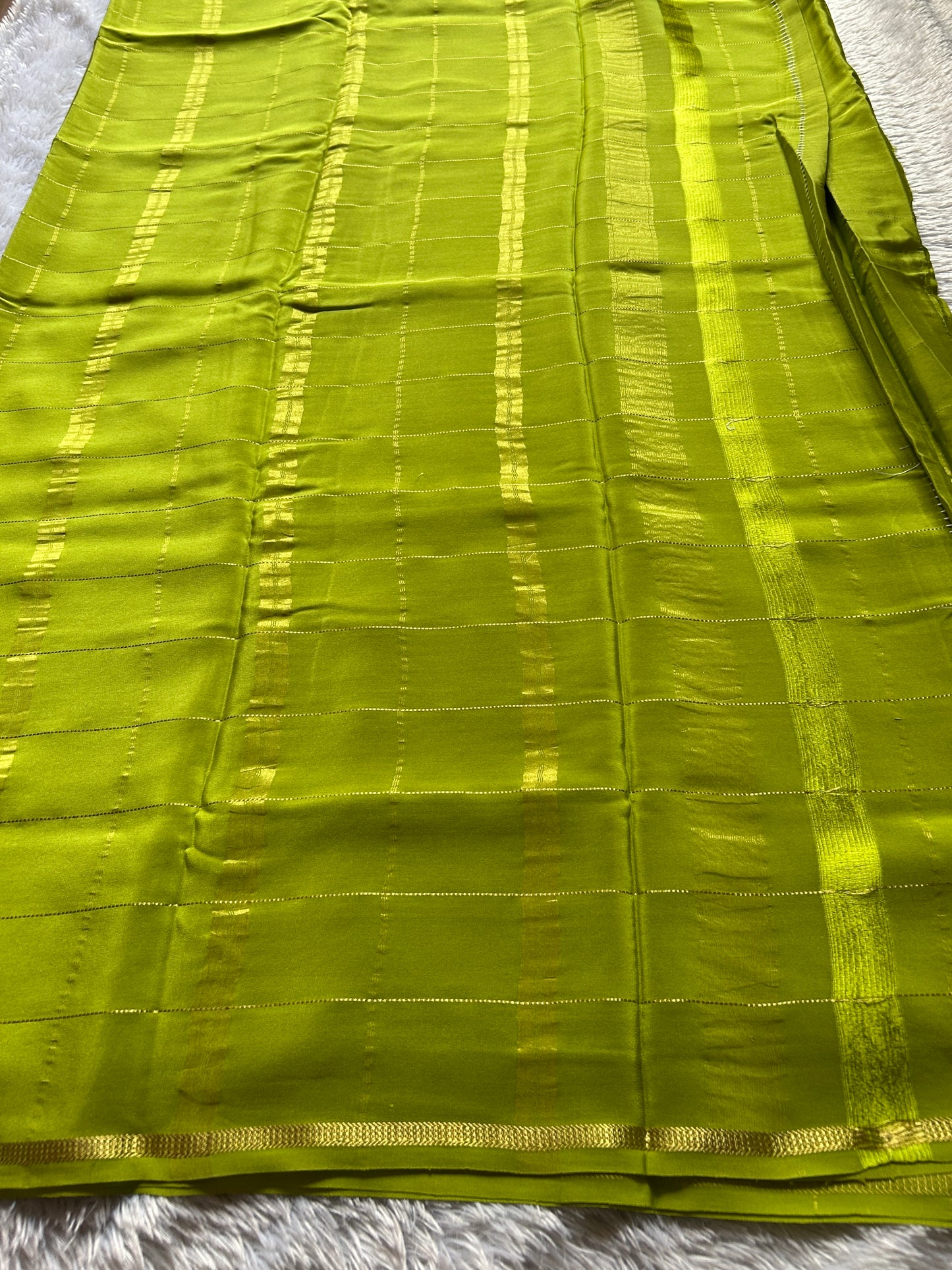 Shankari : Solid Mehendi green