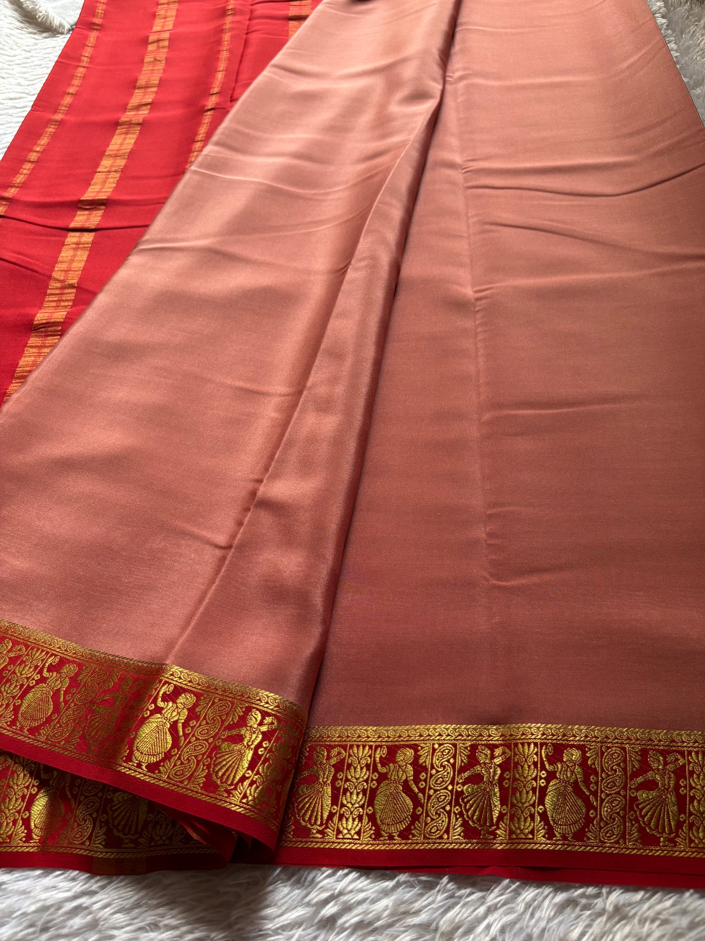 Nartaki (2D) : Peach pink-red