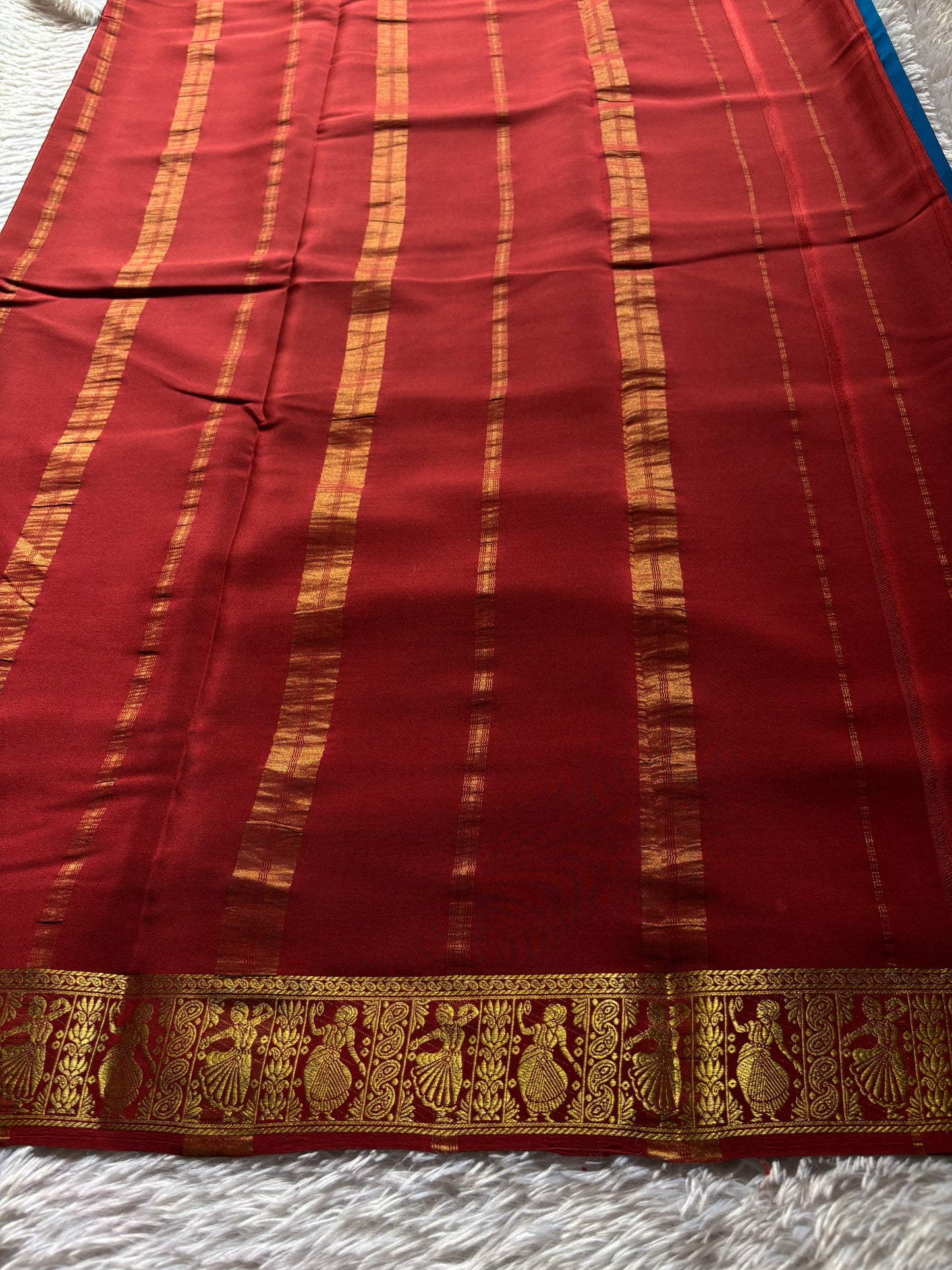 Nartaki (2D) : Teal blue-rust red
