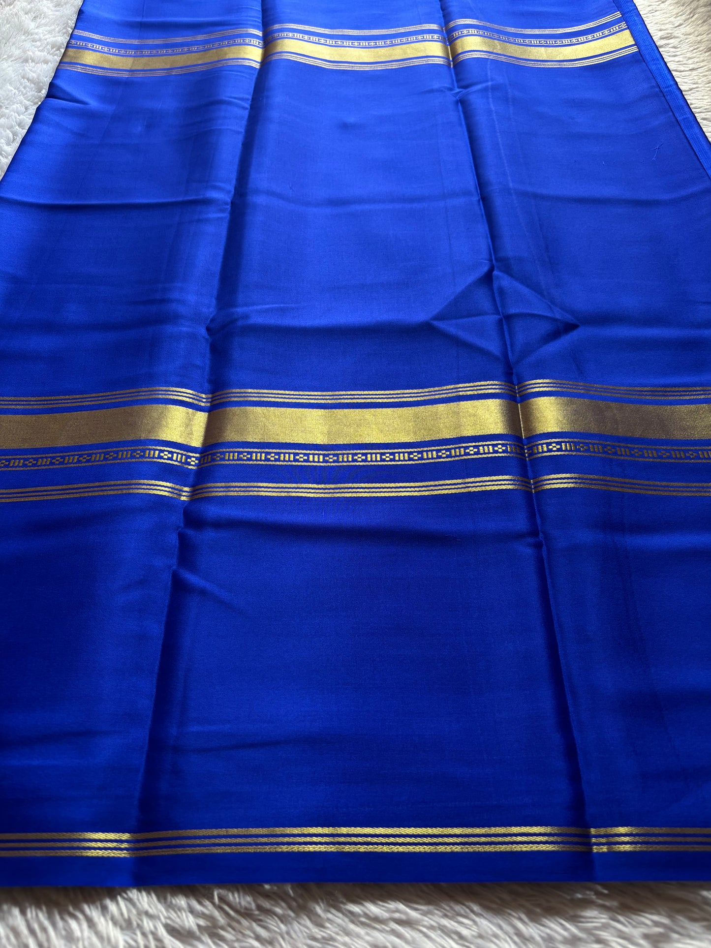 Vani : Solid Royal blue
