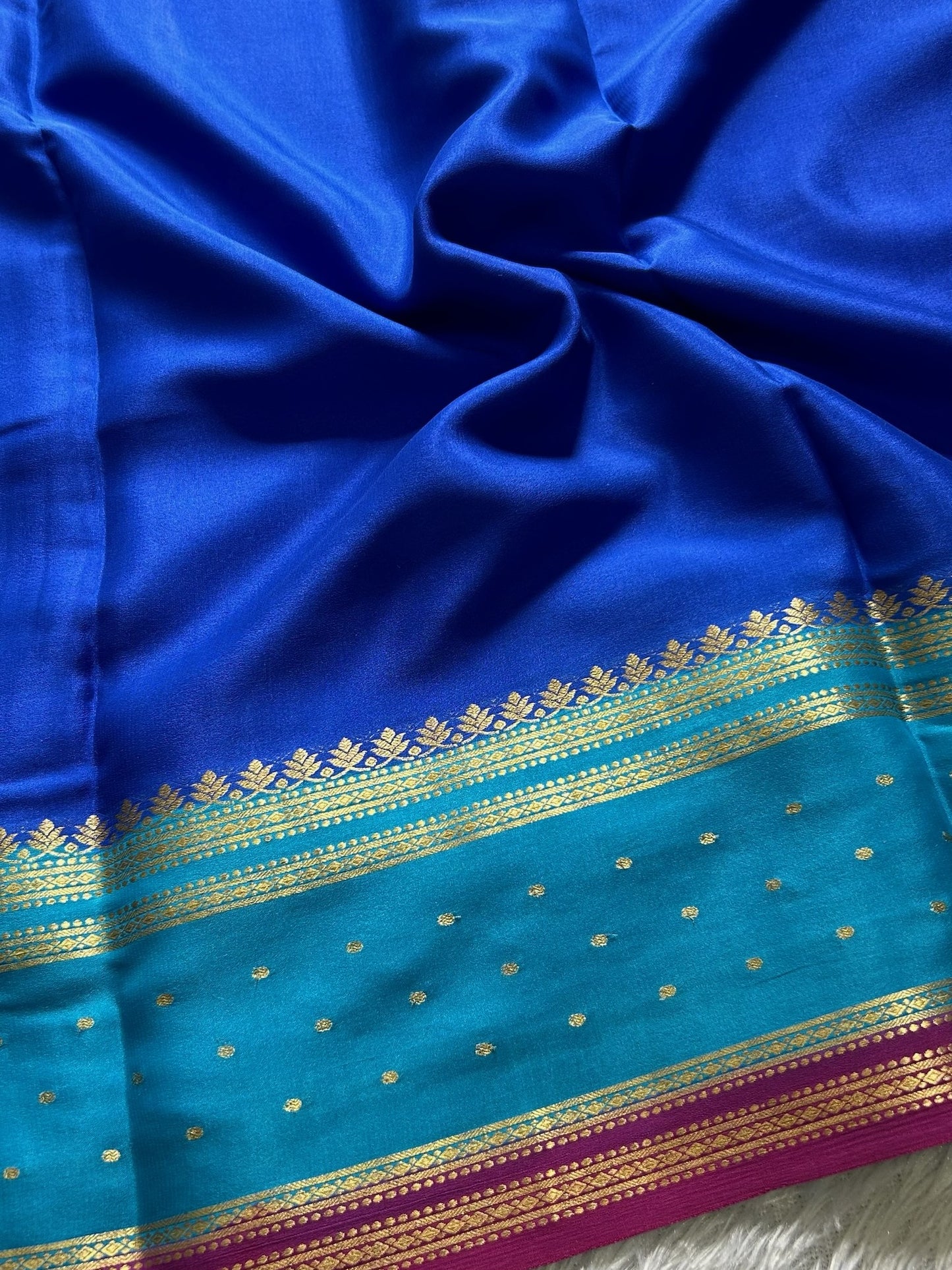Drishti (3D) : Royal blue-ananda blue-magenta