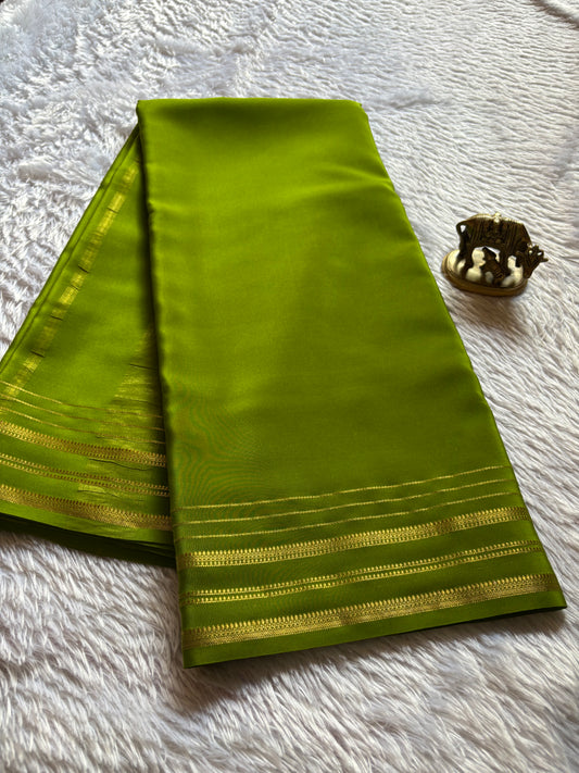 Tanuja : Solid Mehendi green