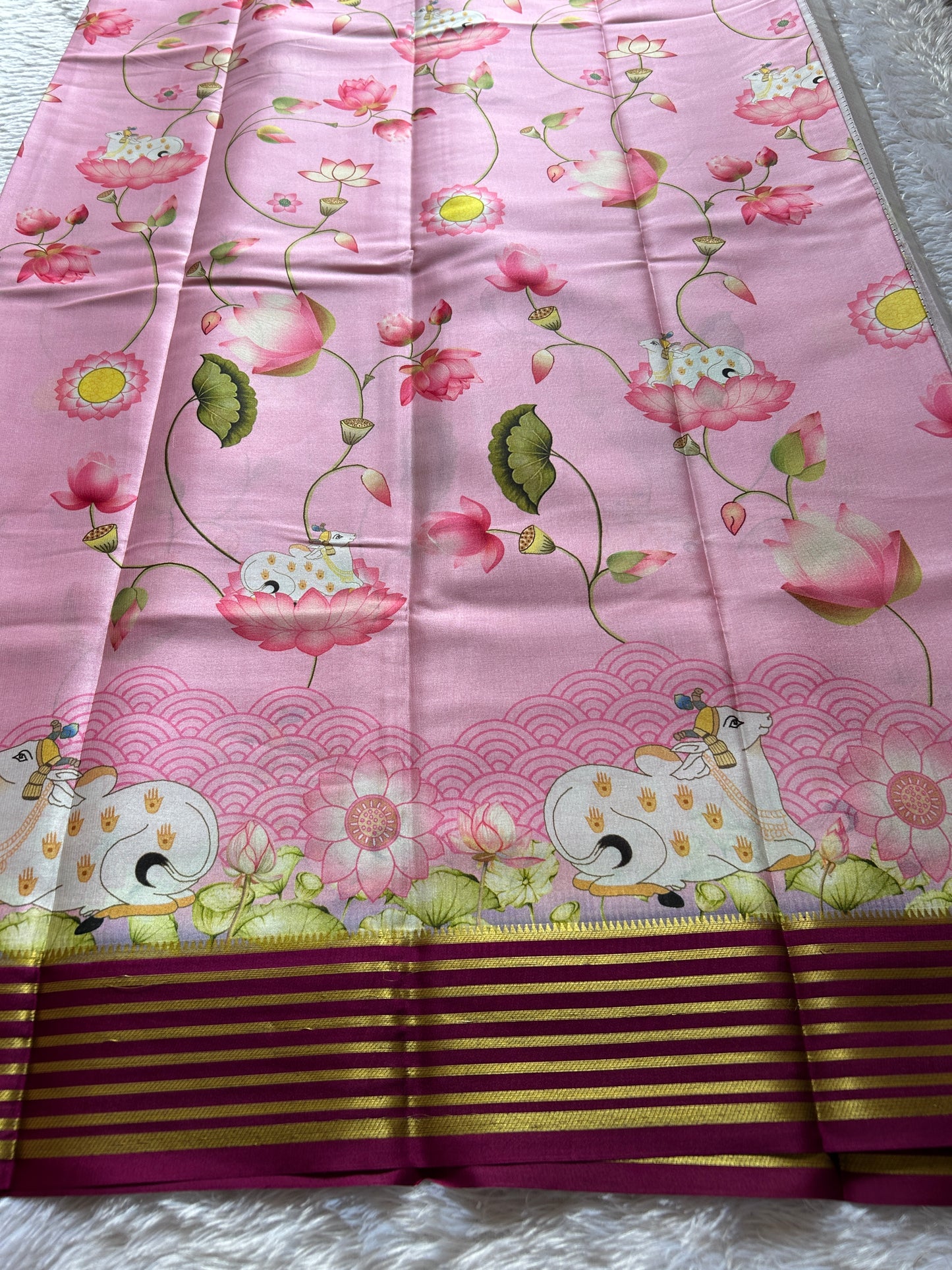 Kamala (2D) : Light pink-dark pink