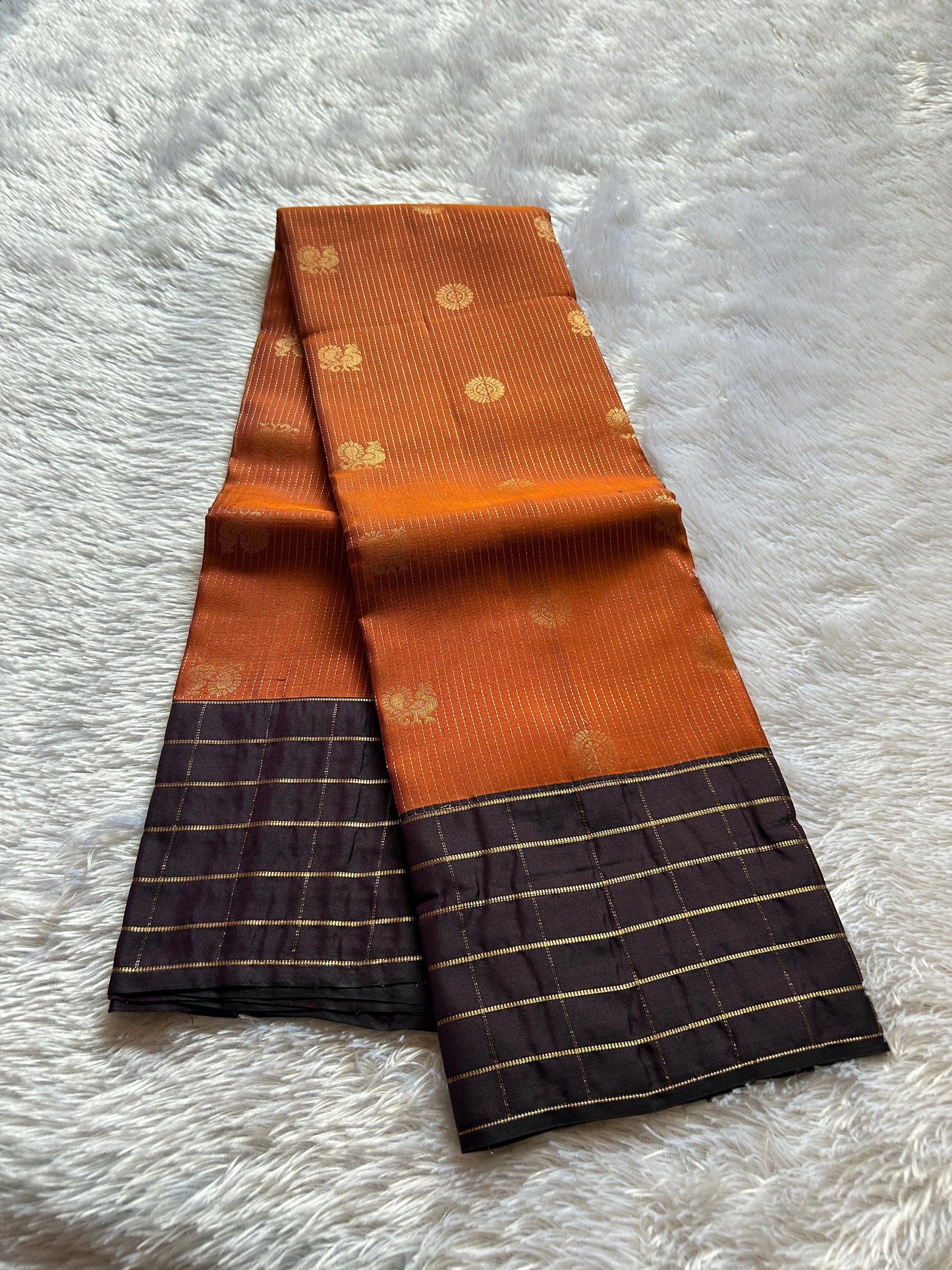 Half Pattu (2D) : Rust-deep brown