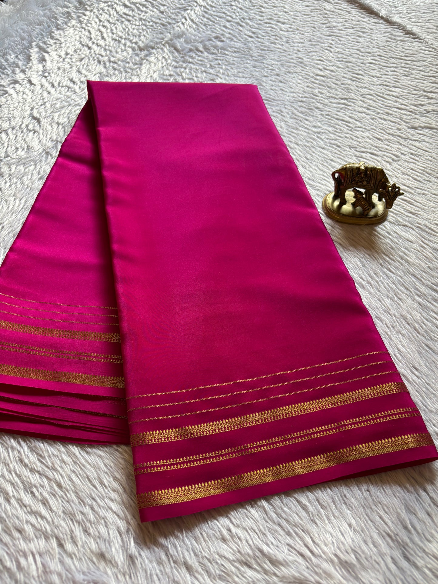 Tanuja : Solid Pink