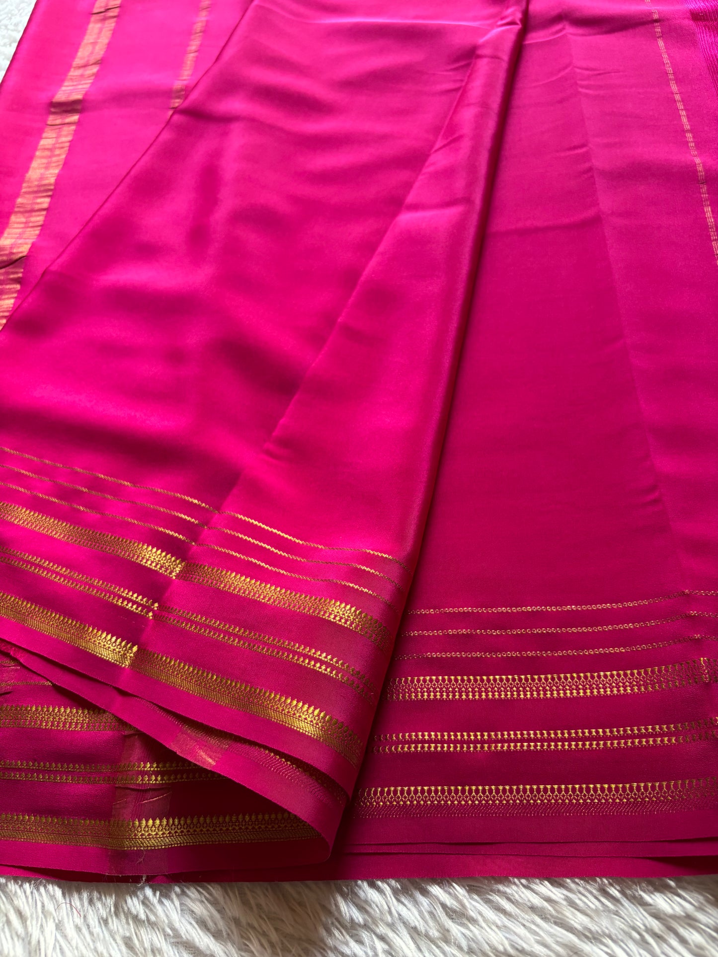 Tanuja : Solid Pink