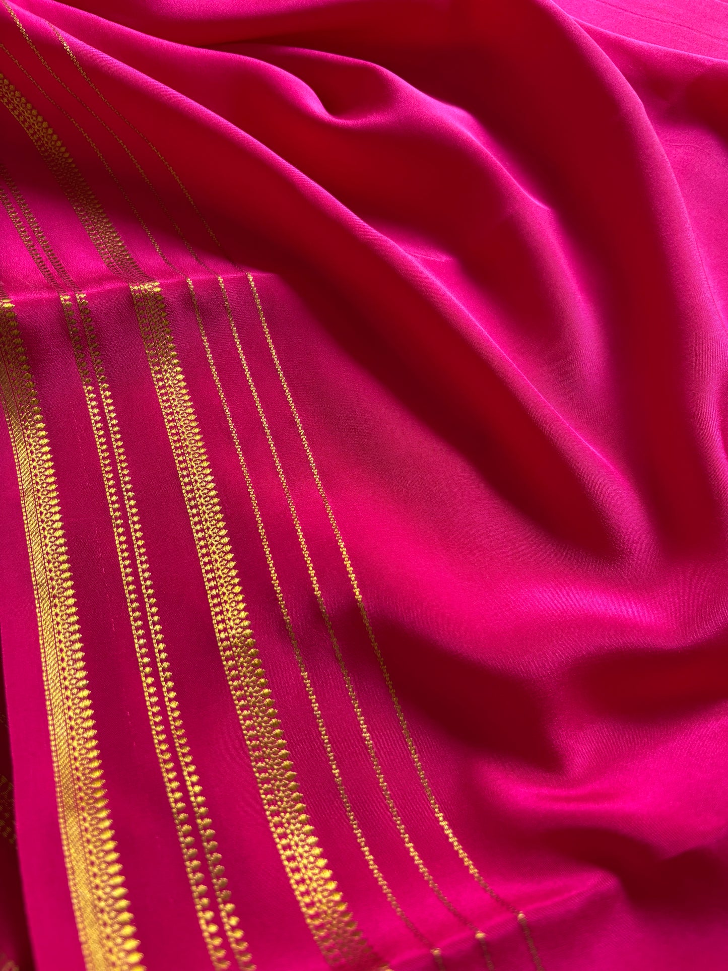 Tanuja : Solid Pink