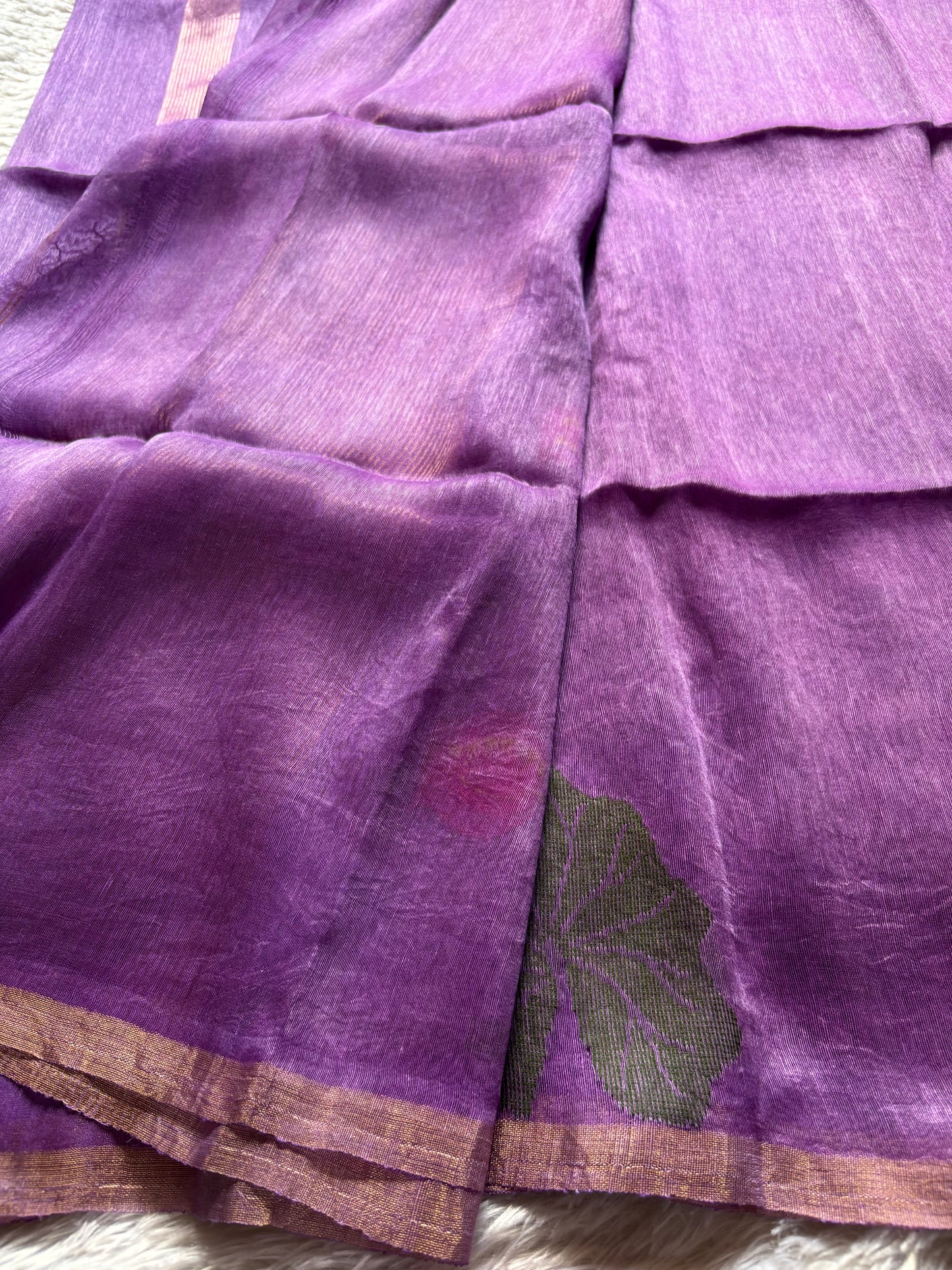 Tavare : Solid Lavender