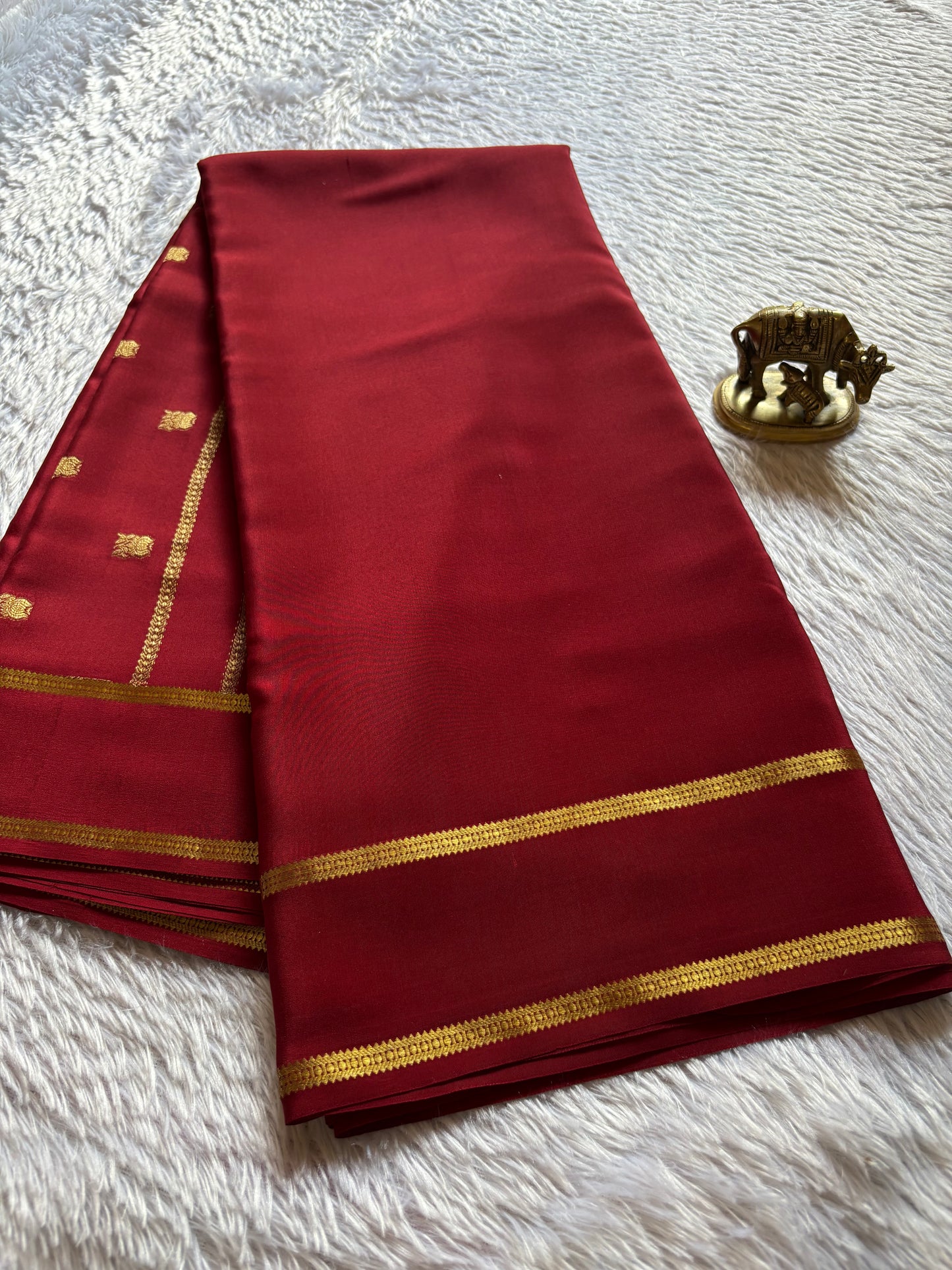 Padmini : Solid Maroon