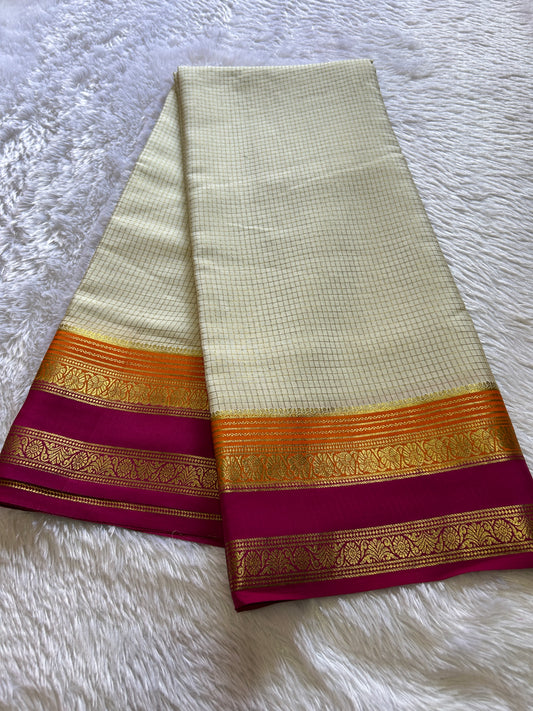 Gayatri (3D) : Off white-orange-pink