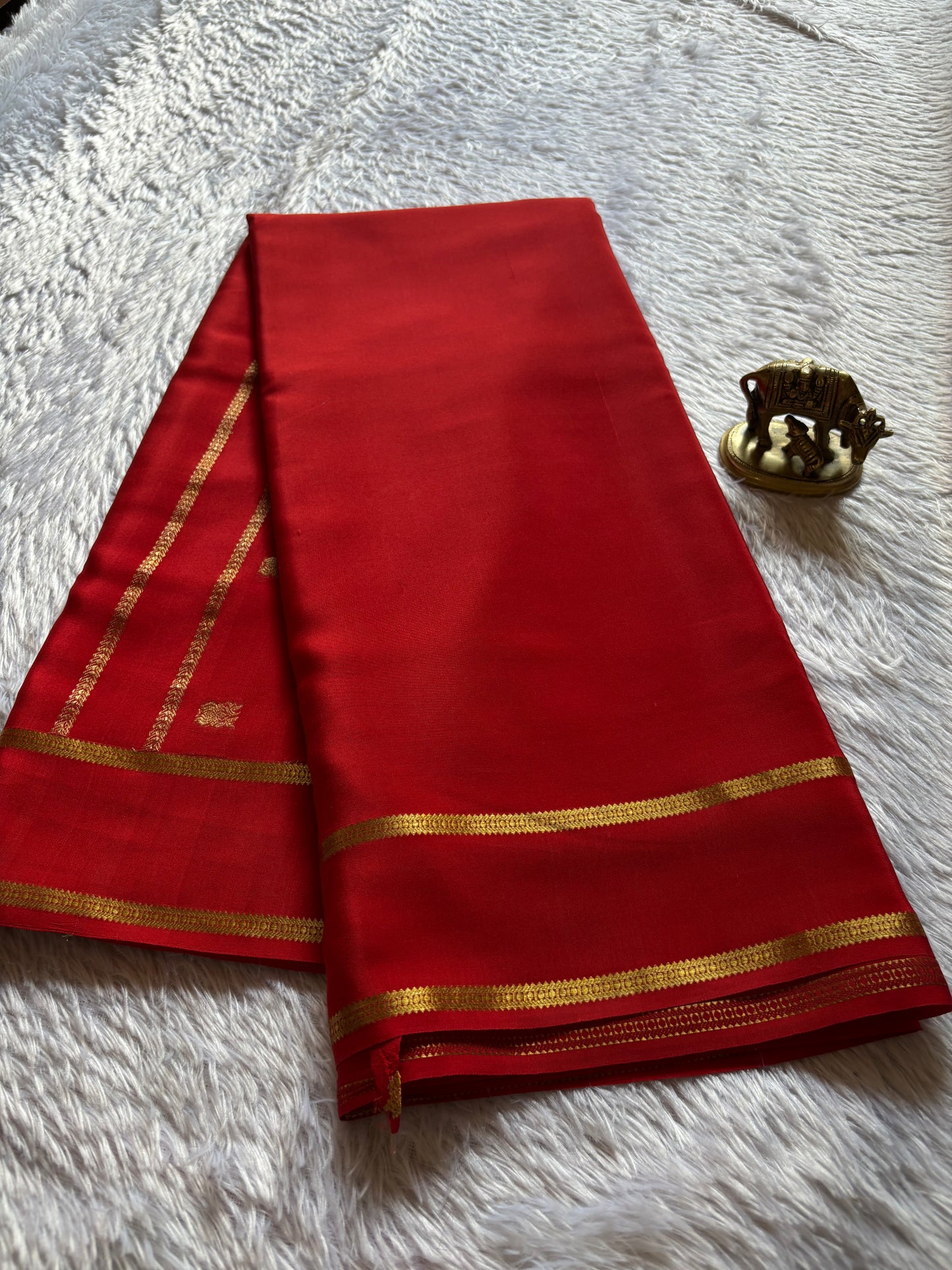 Padmini : Solid Red