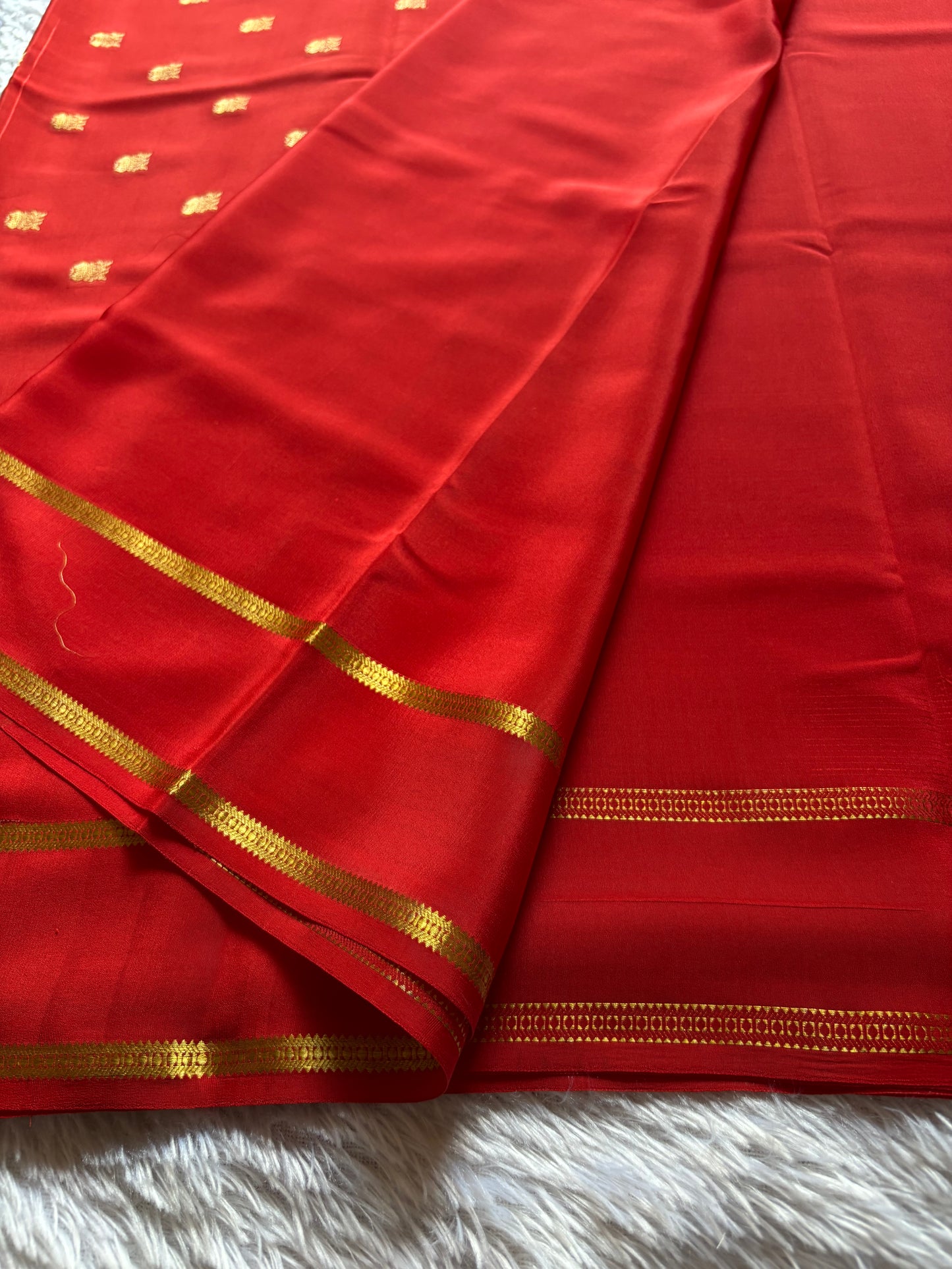 Padmini : Solid Red