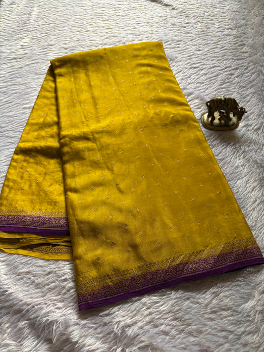 Deepali (2D) : Golden yellow-purple