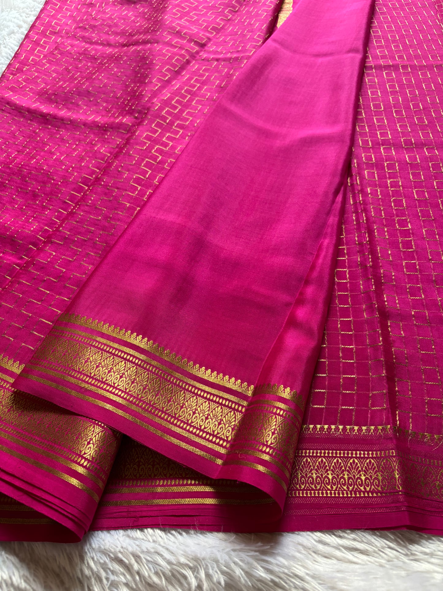 Lekha : Solid Pink