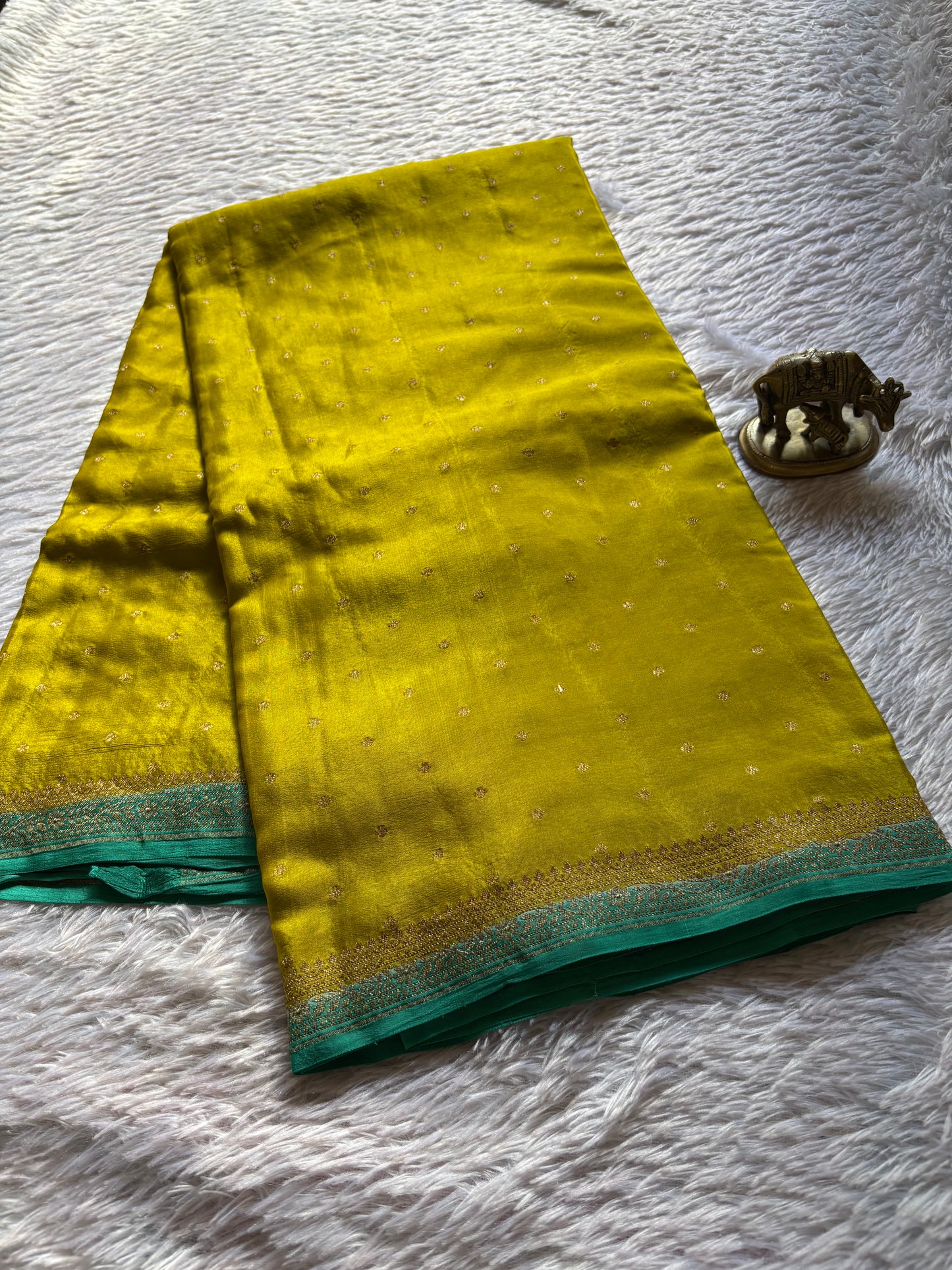 Deepali (2D) : Olive-sea green