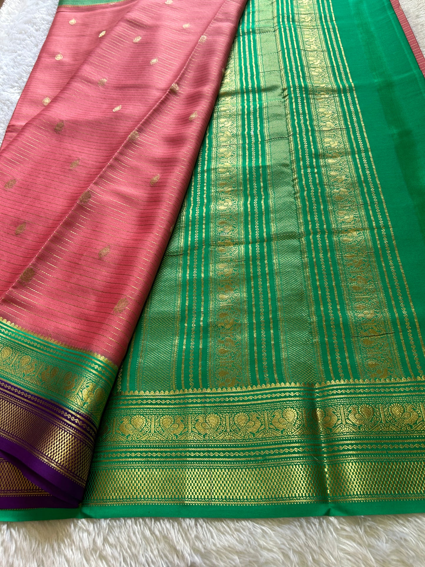 Amulya (3D) : Peach-green-purple