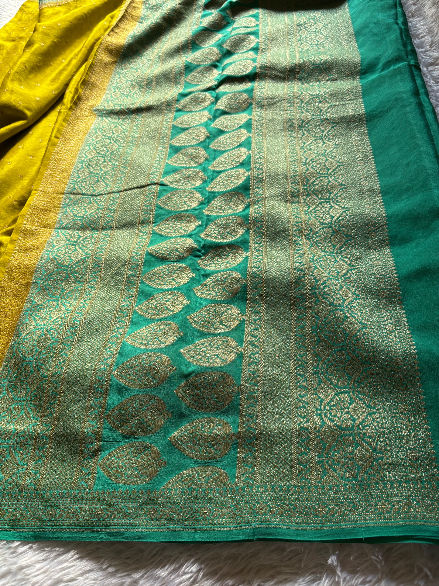 Deepali (2D) : Olive-sea green