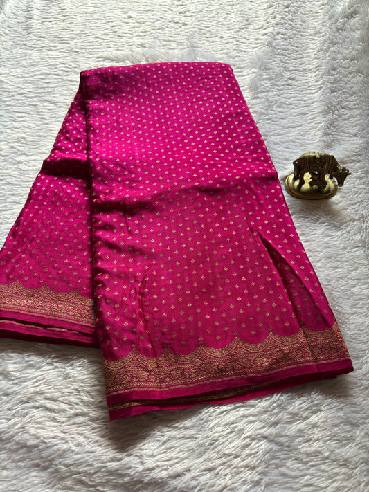 Deepali : Solid Rani pink