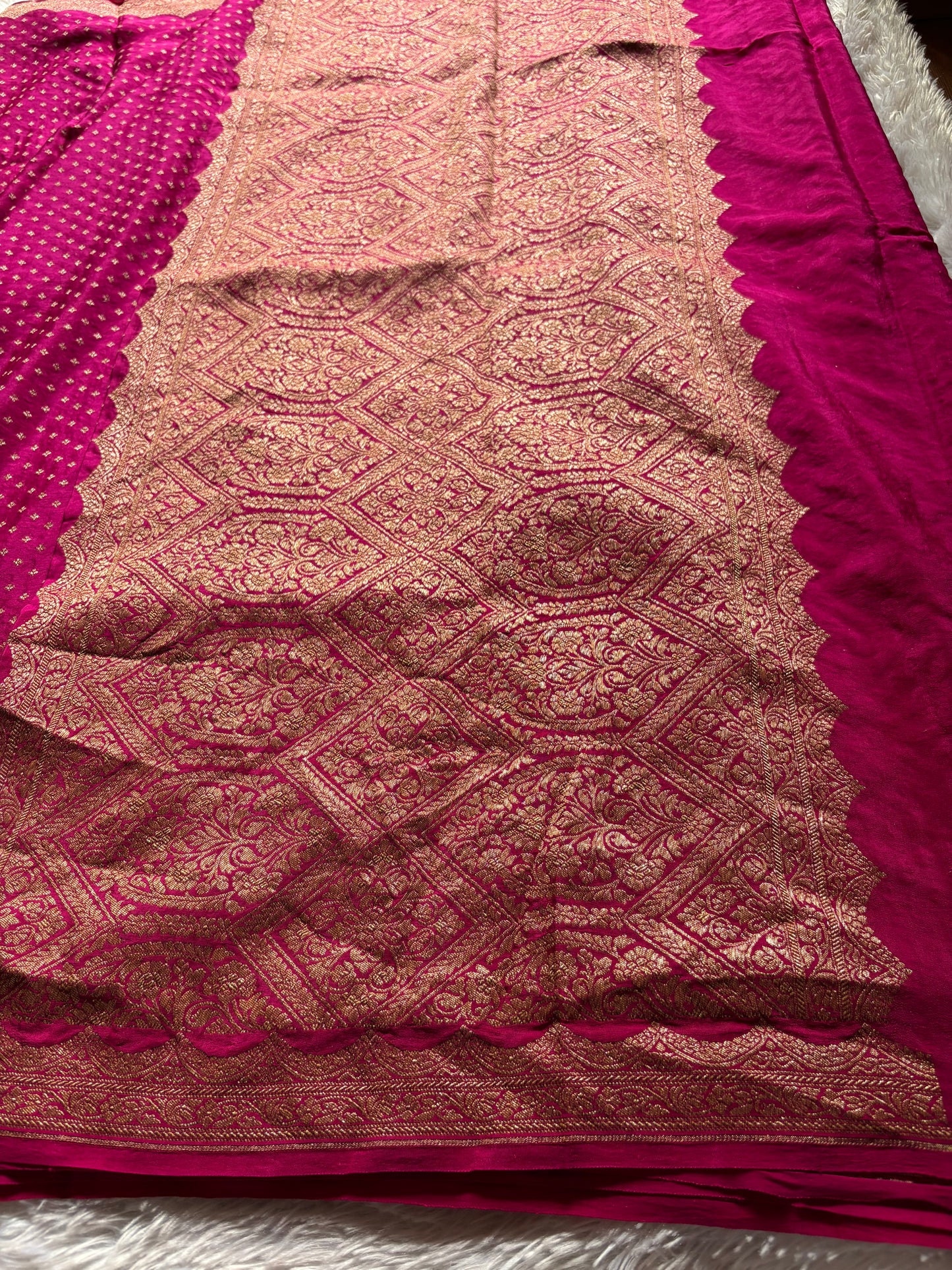 Deepali : Solid Rani pink