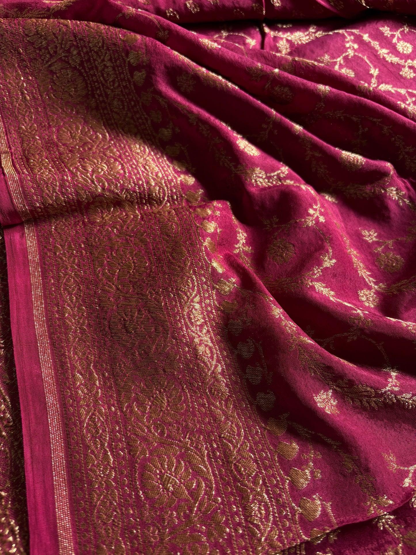 SCB06 : Solid Maroon