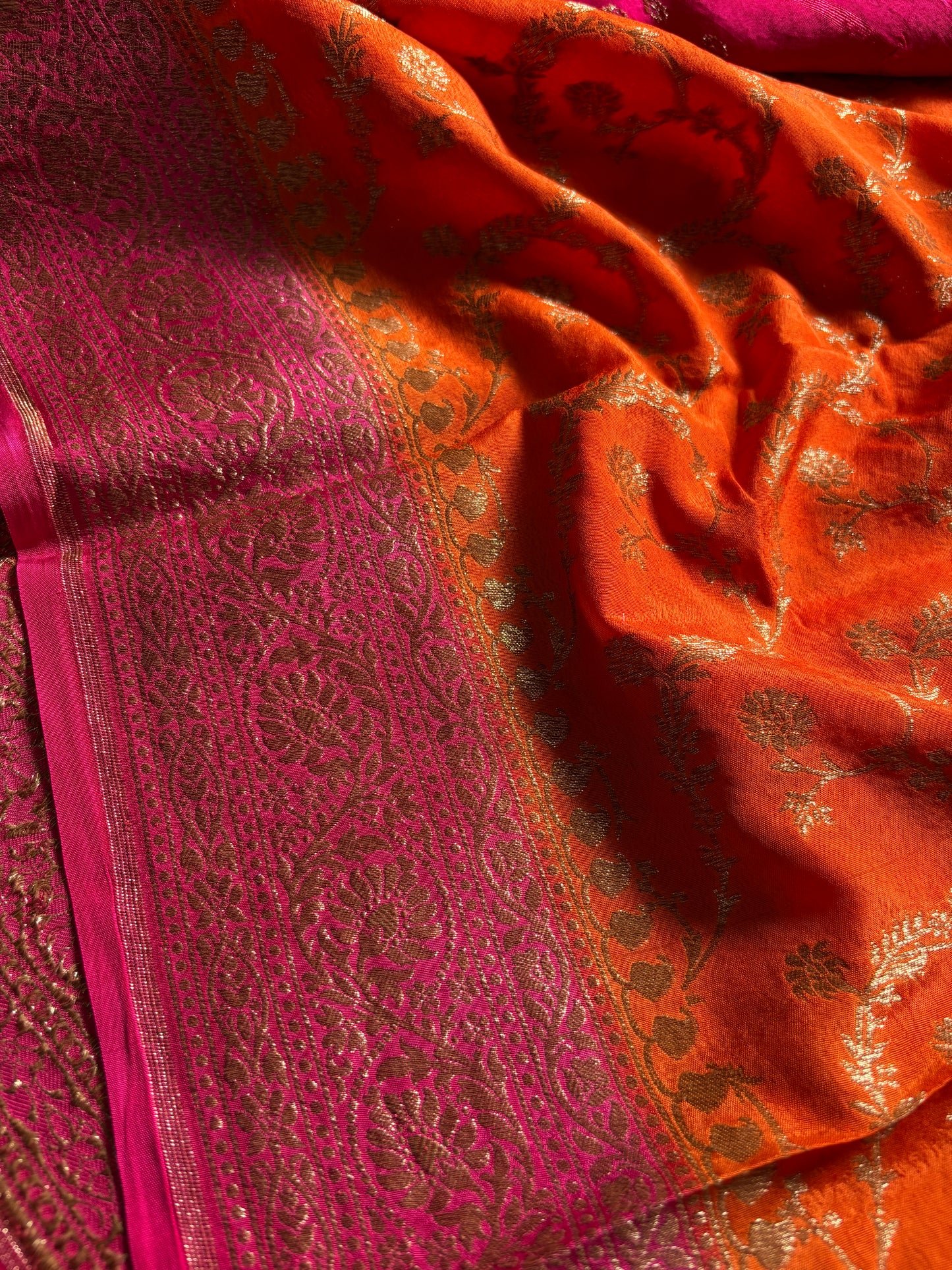 SCB06 (2D) : Orange-rani pink