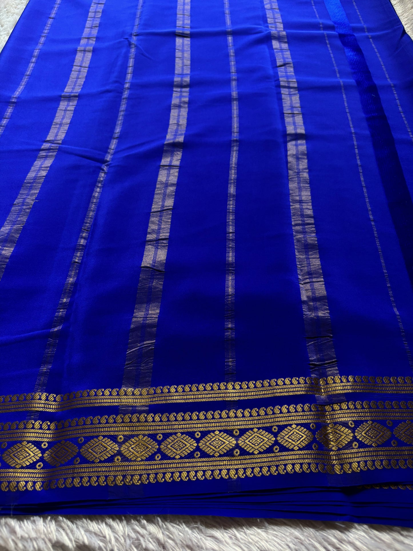 Rashmika : Solid Royal blue