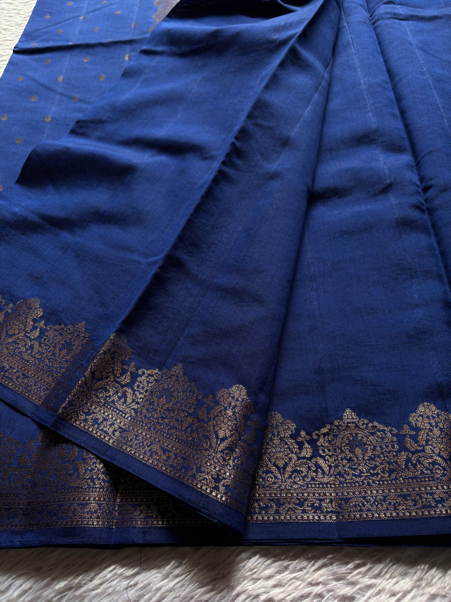 Banarasi Chiniya : Solid Dark blue