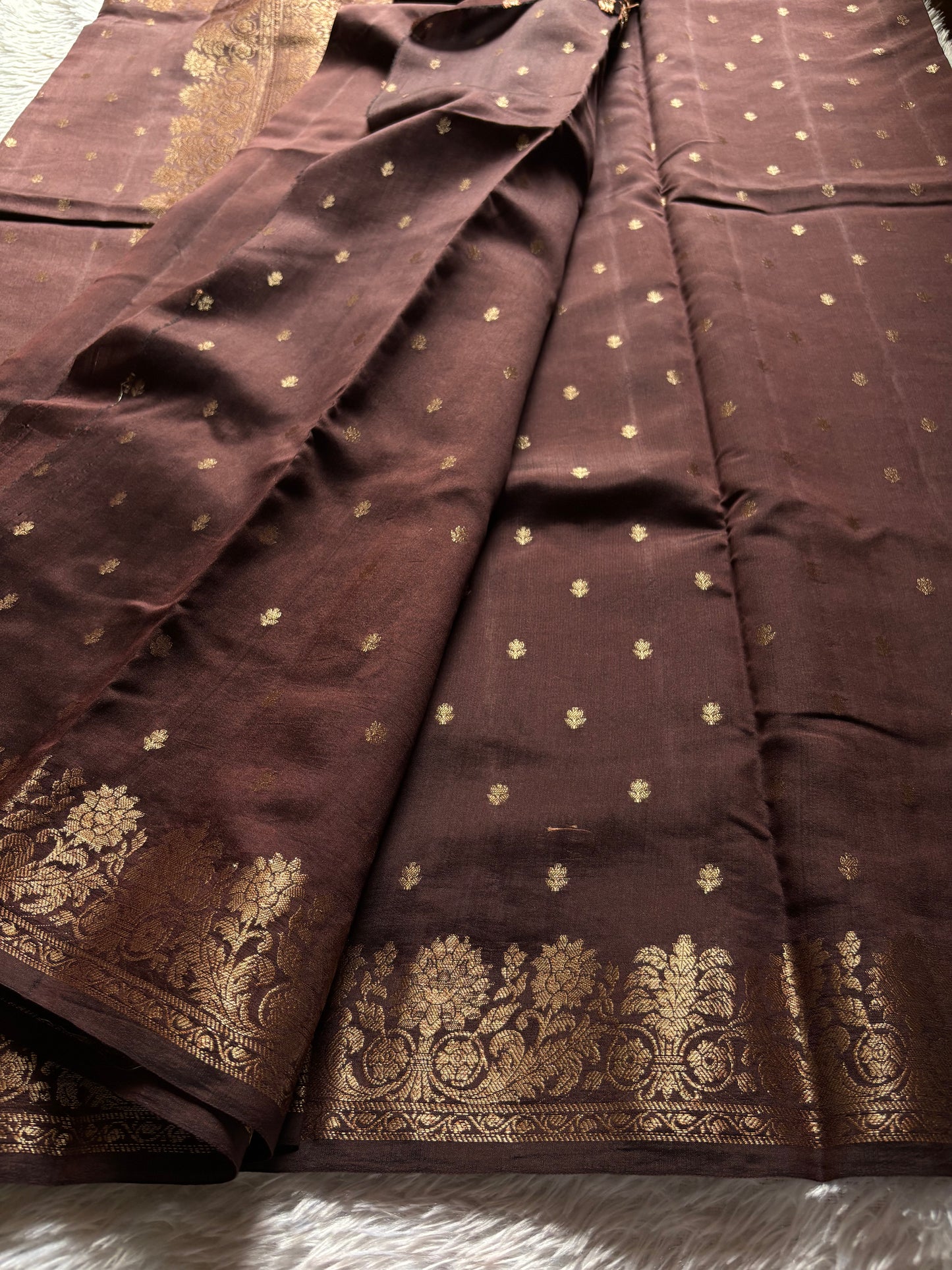 Banarasi Chiniya : Solid Chocolate brown